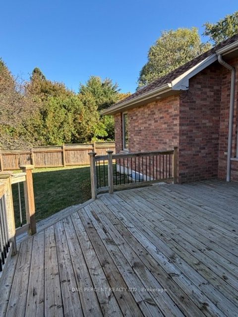 25 Falconridge Court Property Photo 33