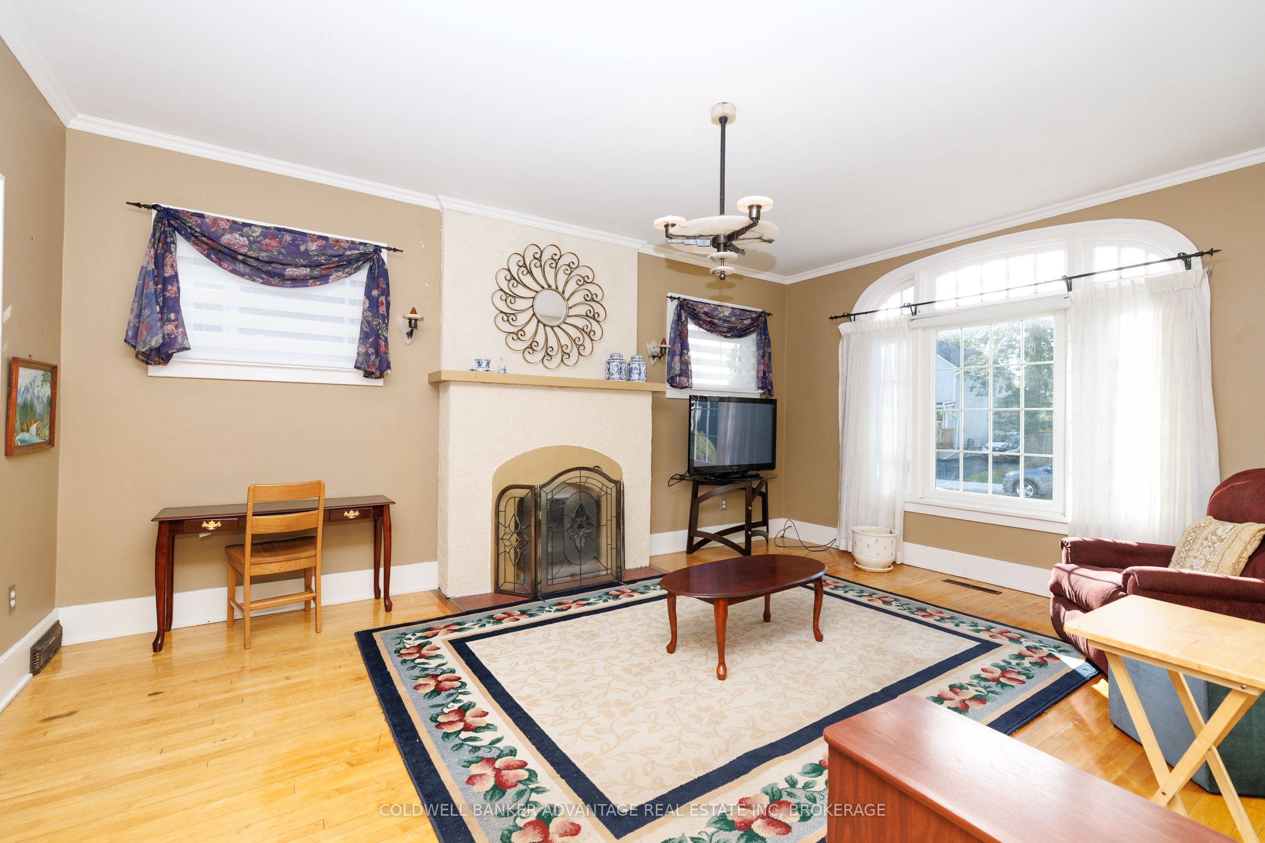 104 Bald Street Property Photo 4