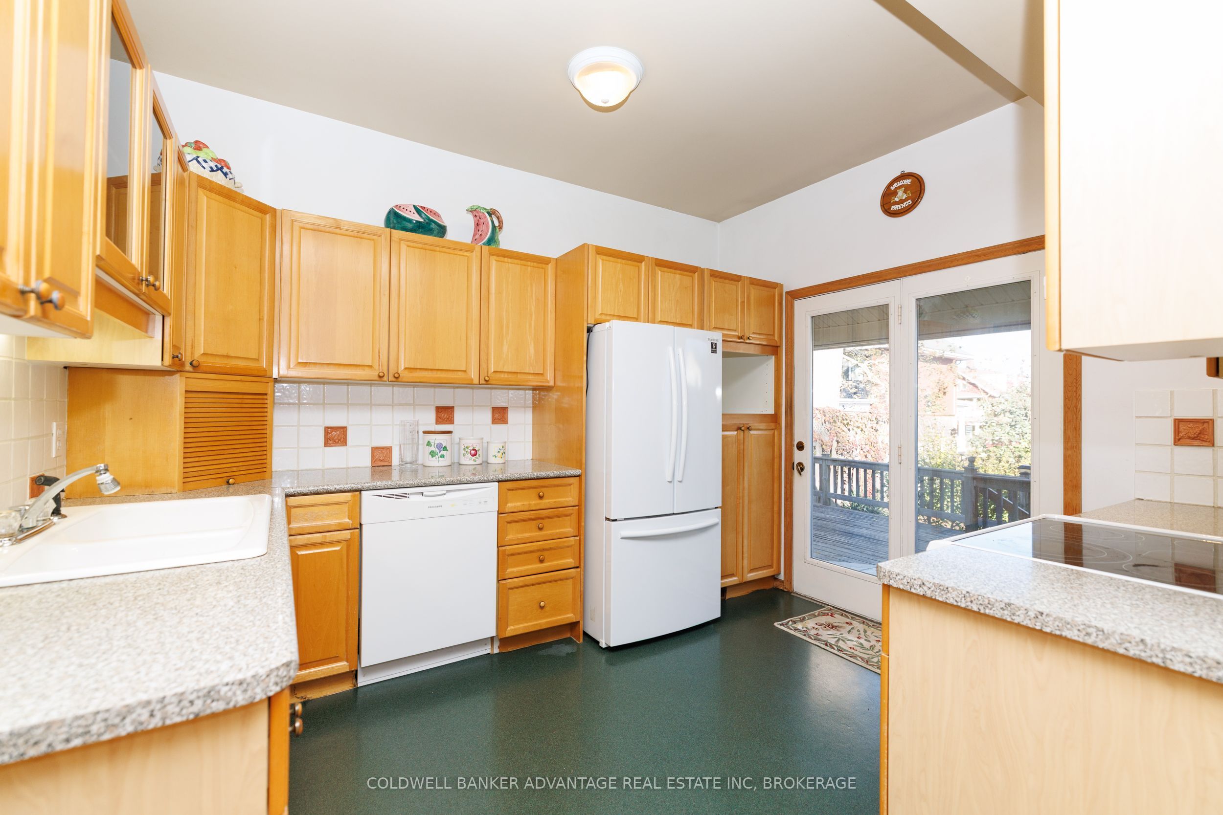 104 Bald Street Property Photo 9