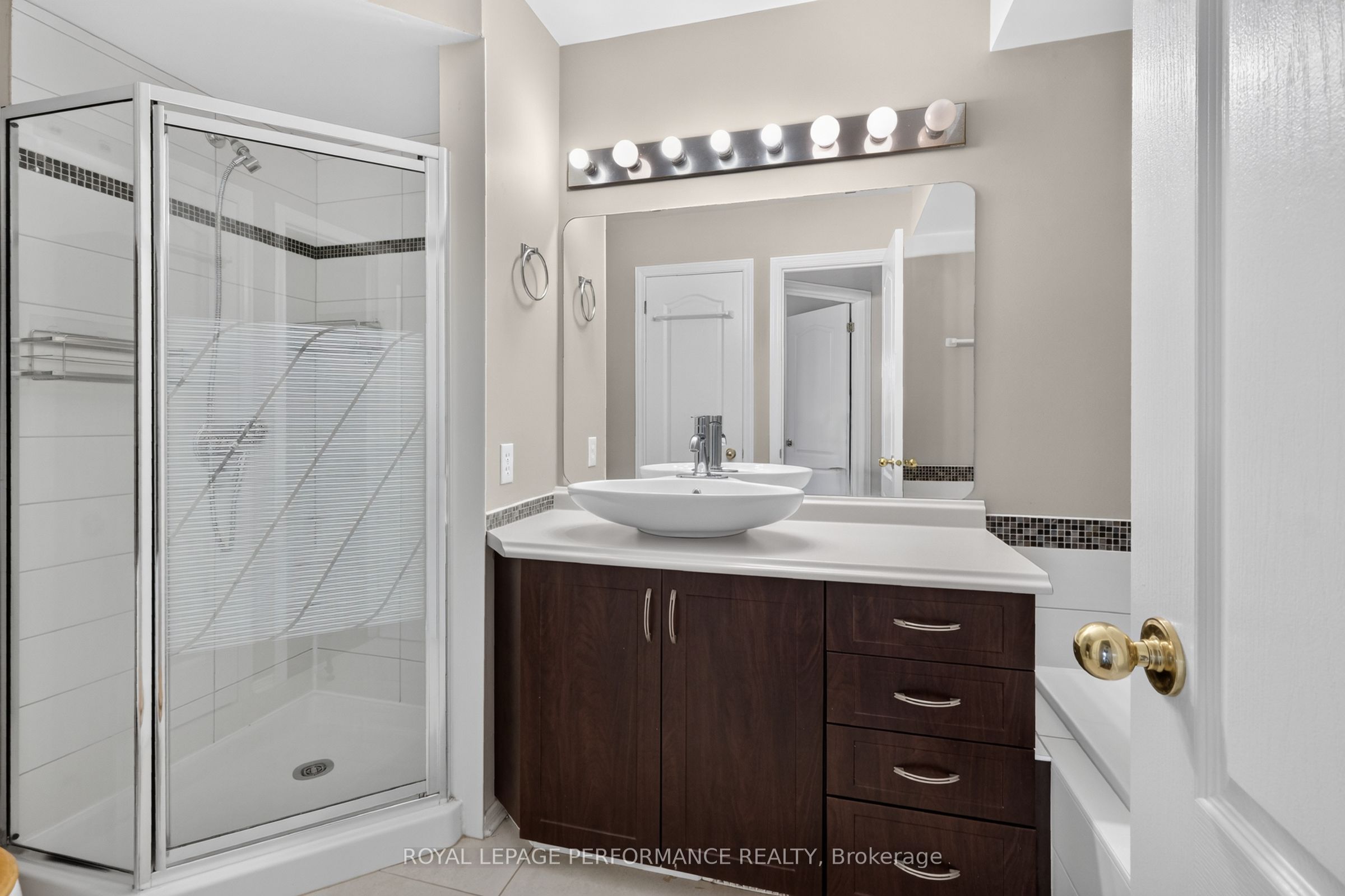 1602 Locksley Lane Property Photo 41