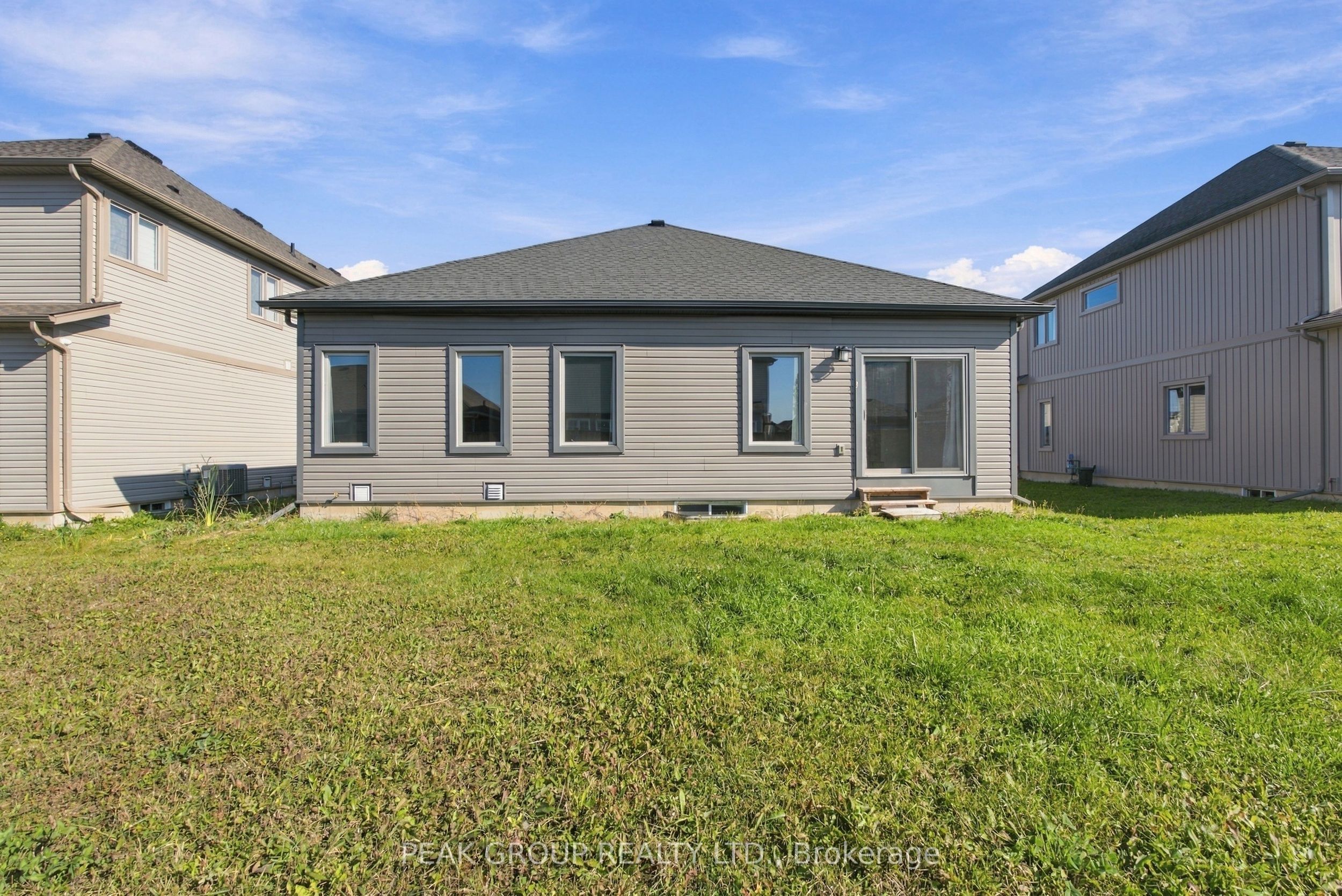 21 Barker Parkway Property Photo 20