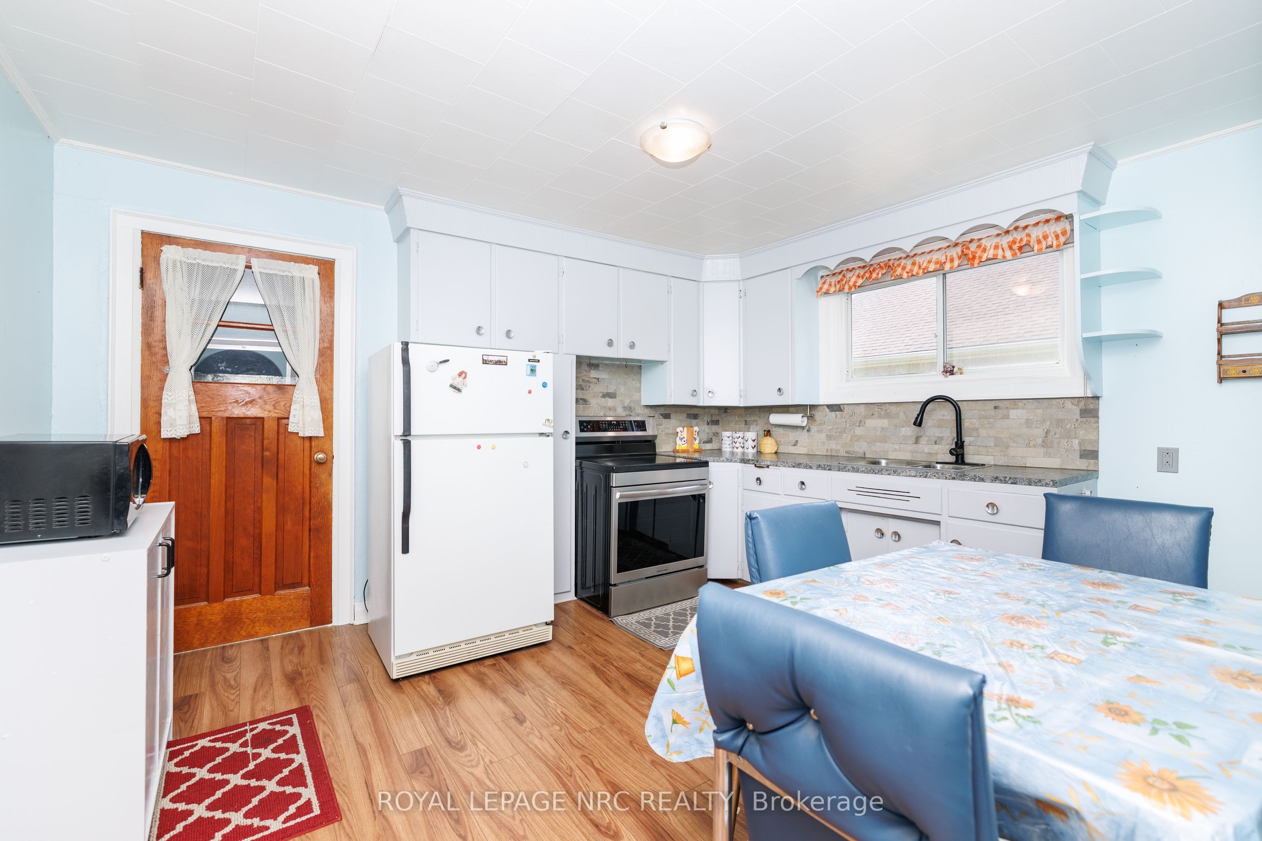 56 Beech Street Property Photo 11