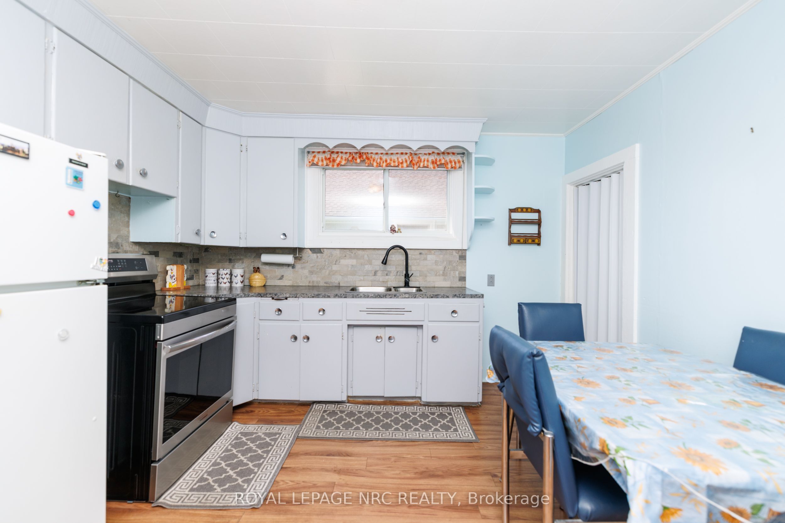 56 Beech Street Property Photo 12
