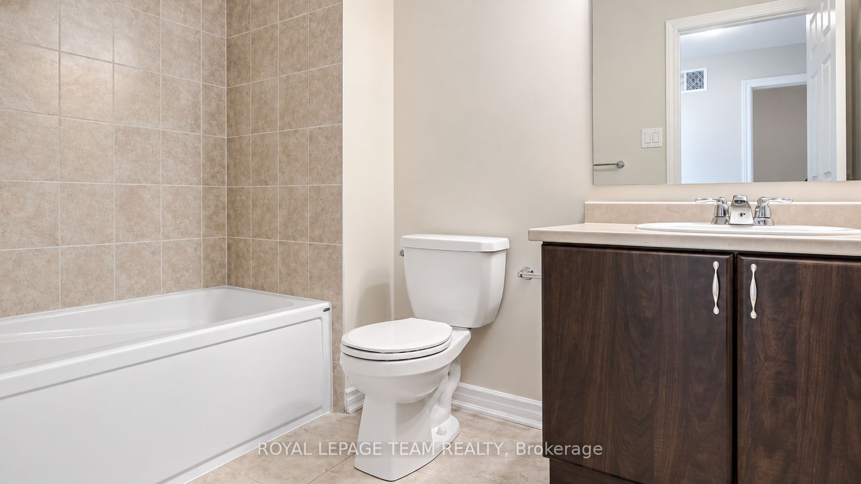 268 Atima Circle Property Photo 16