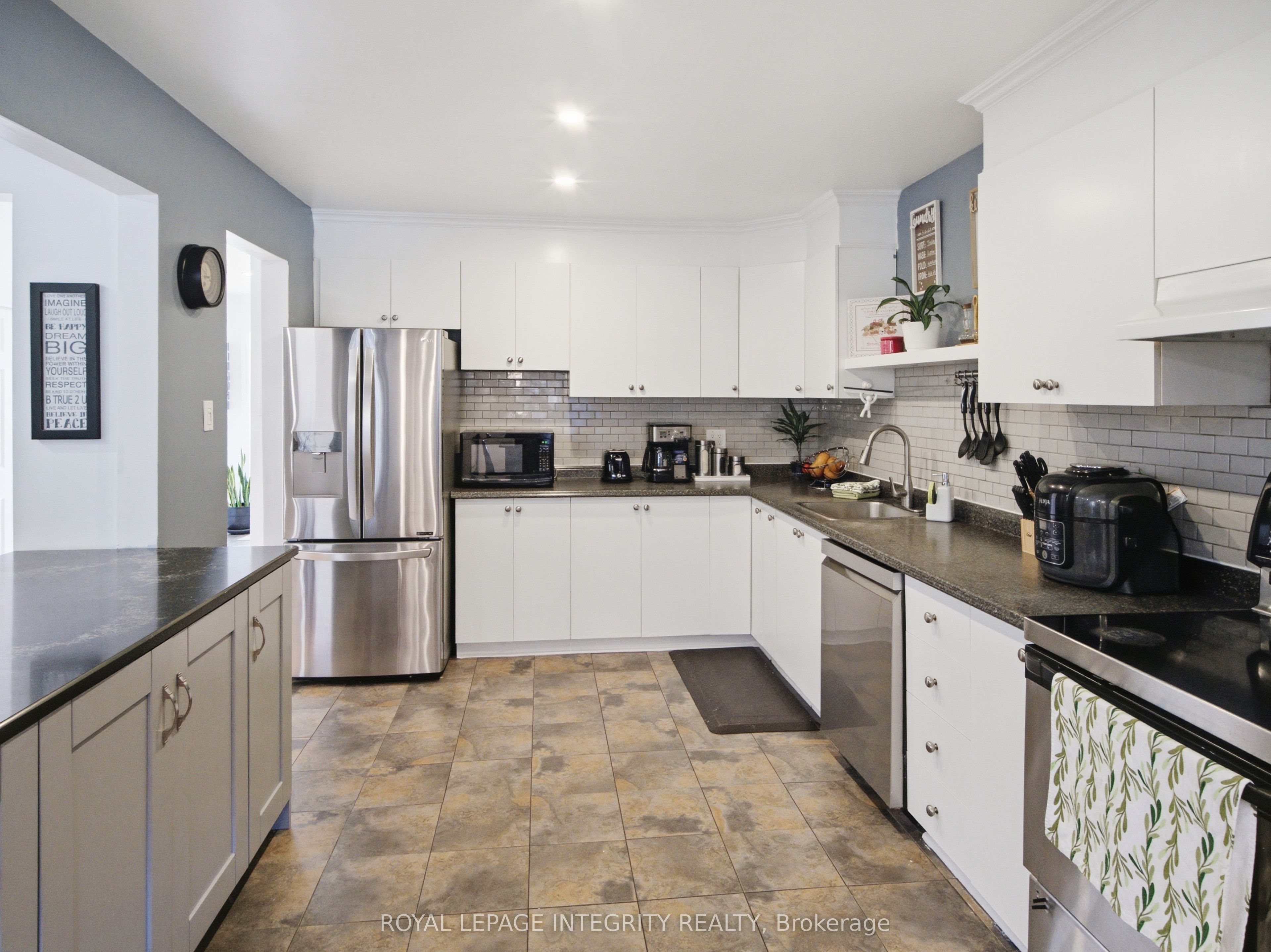 1 Gingras Court Property Photo 10