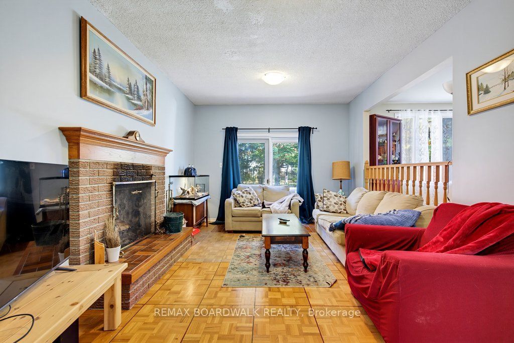 29 Southpark Drive Property Photo 14