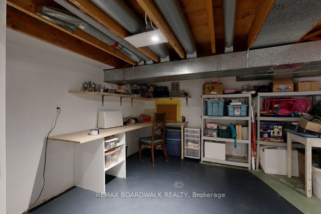 29 Southpark Drive Property Photo 32