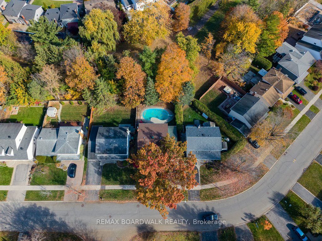29 Southpark Drive Property Photo 42