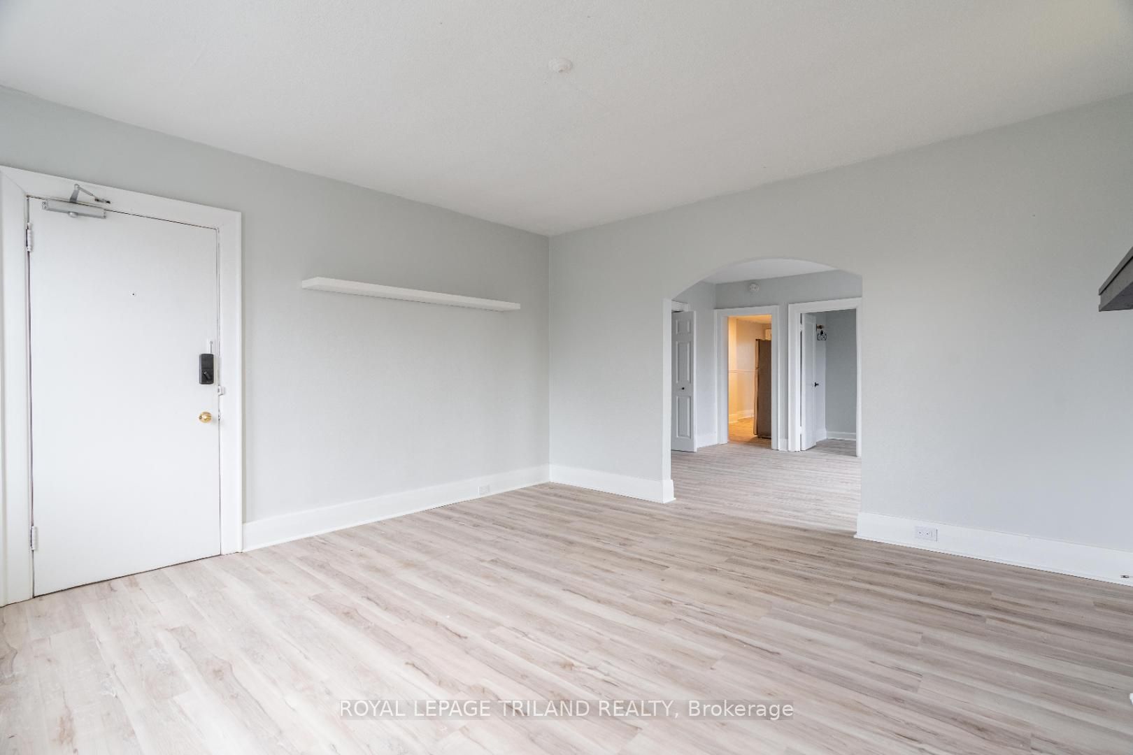 425 Mckenzie Avenue 3 Property Photo 7