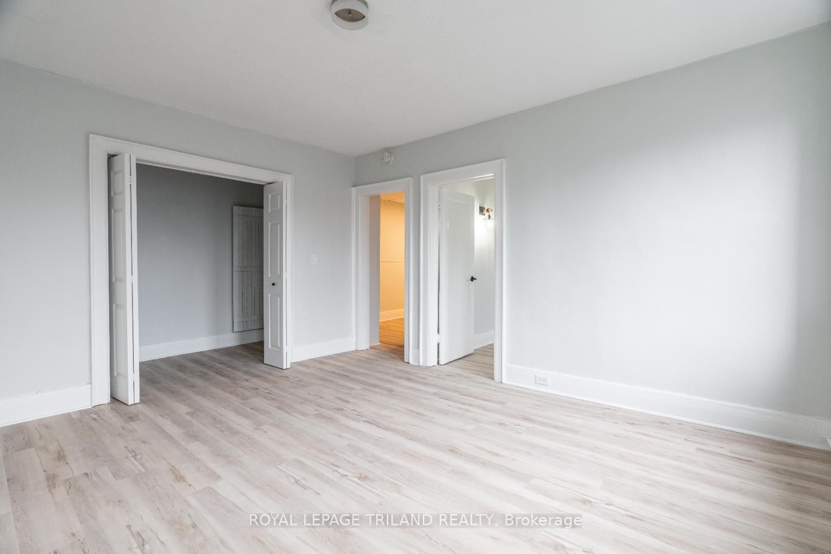425 Mckenzie Avenue 3 Property Photo 14