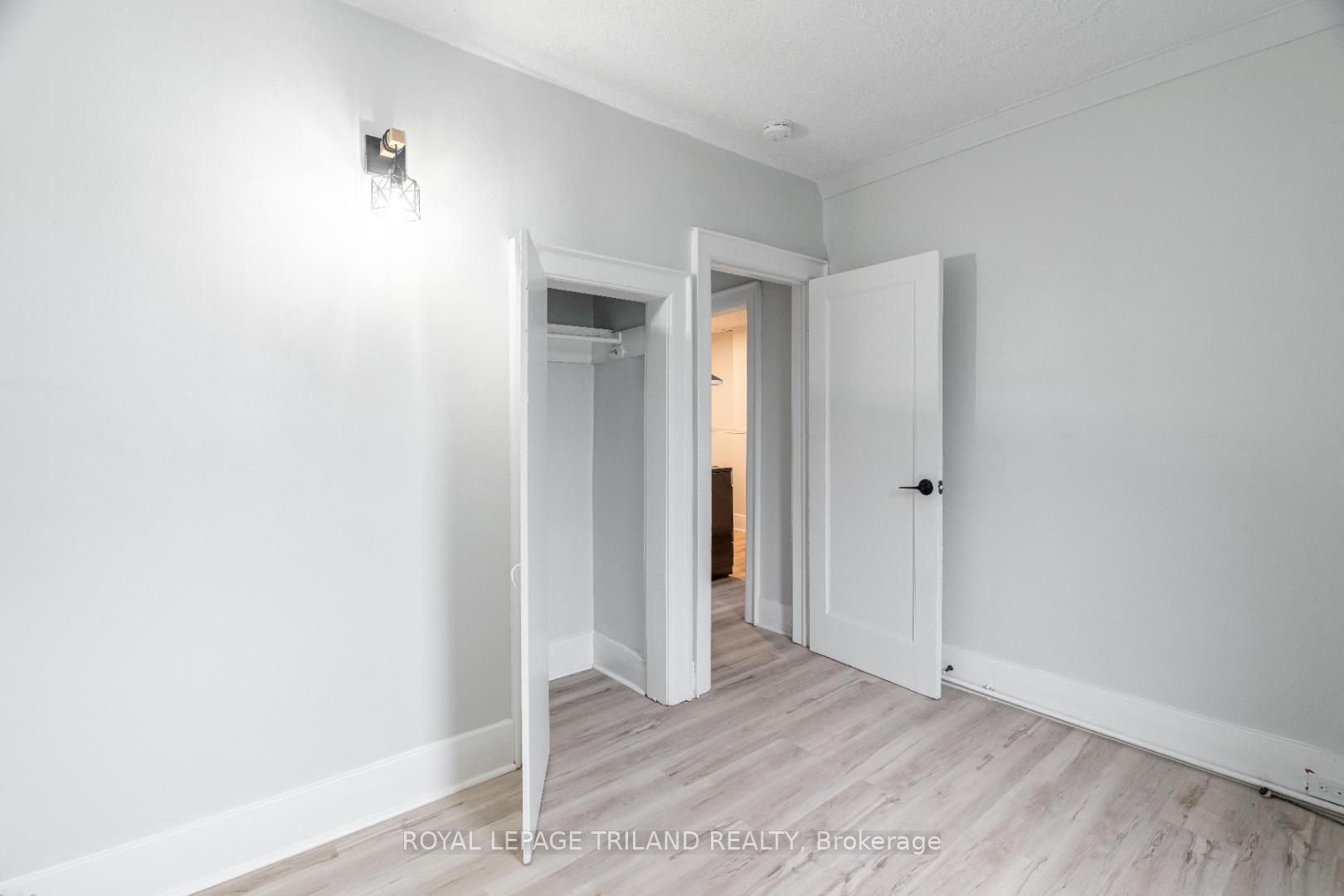425 Mckenzie Avenue 3 Property Photo 17