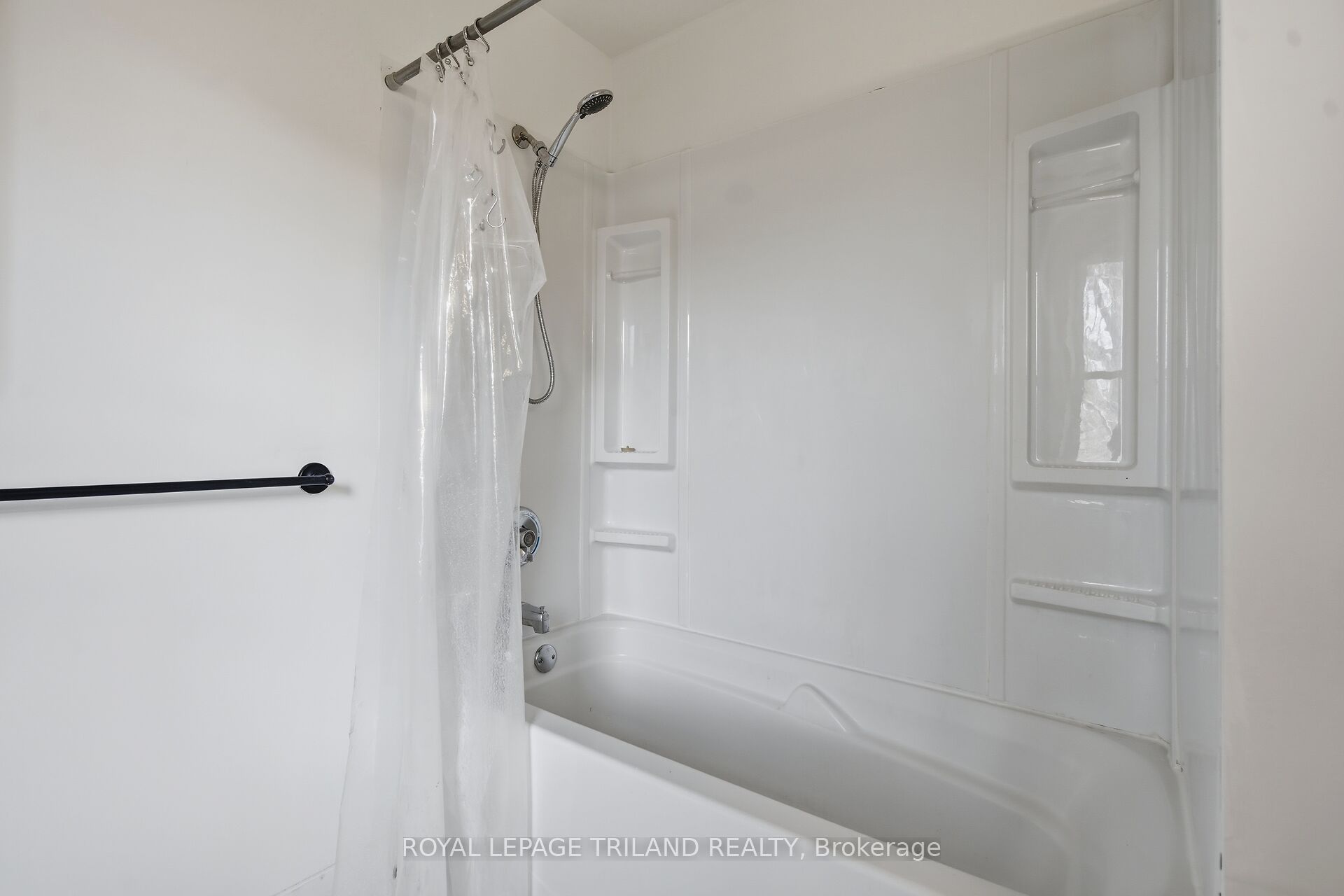 22 Mitchell Street Property Photo 18