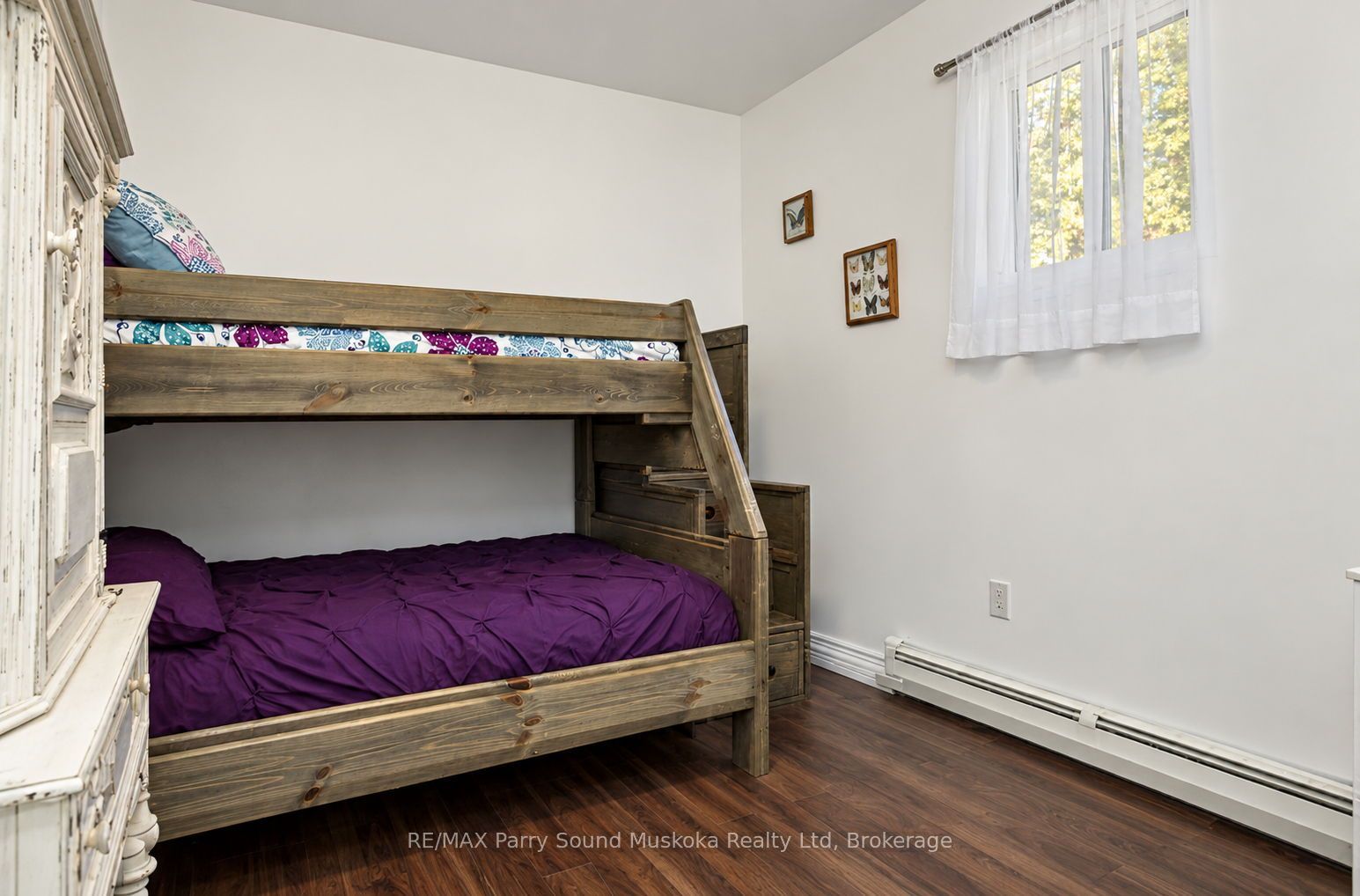 50 Bowes Street Property Photo 10