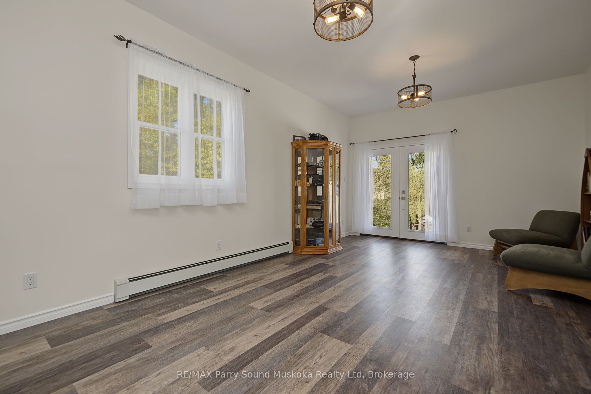 50 Bowes Street Property Photo 17