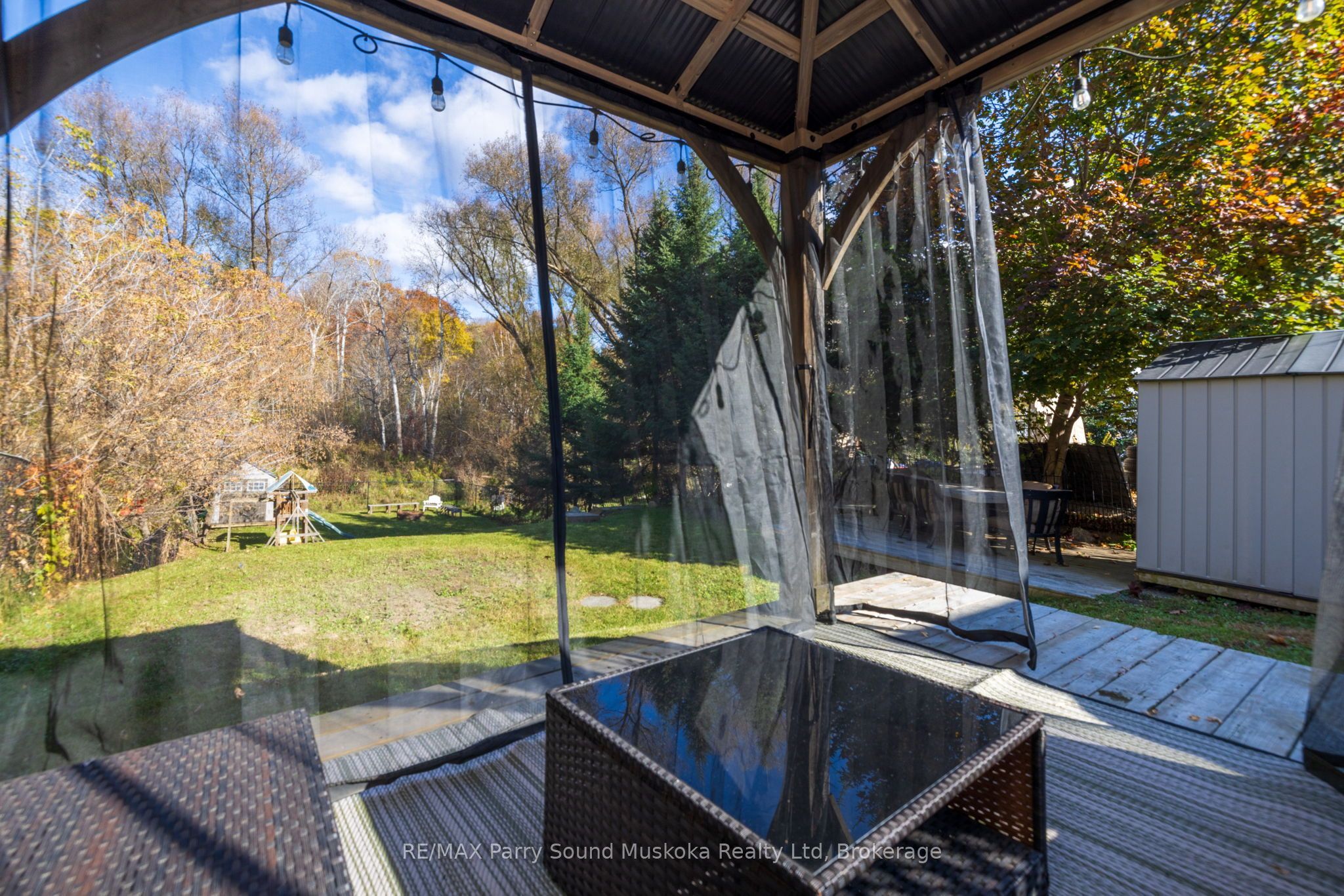 50 Bowes Street Property Photo 30