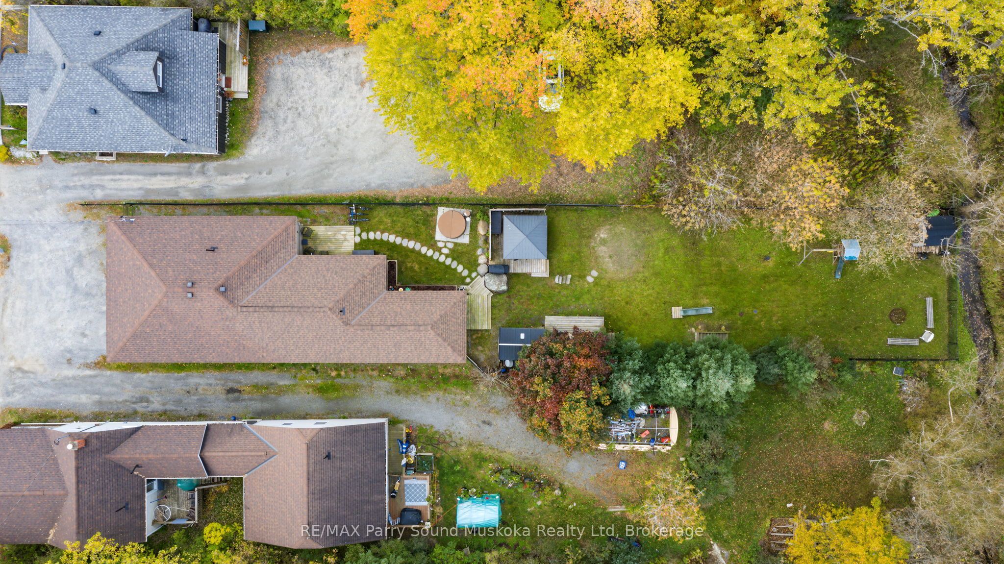 50 Bowes Street Property Photo 32