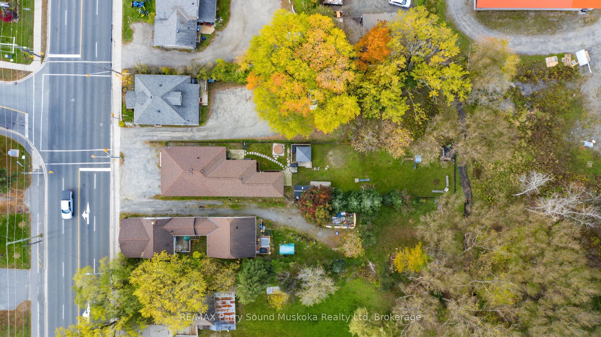 50 Bowes Street Property Photo 33