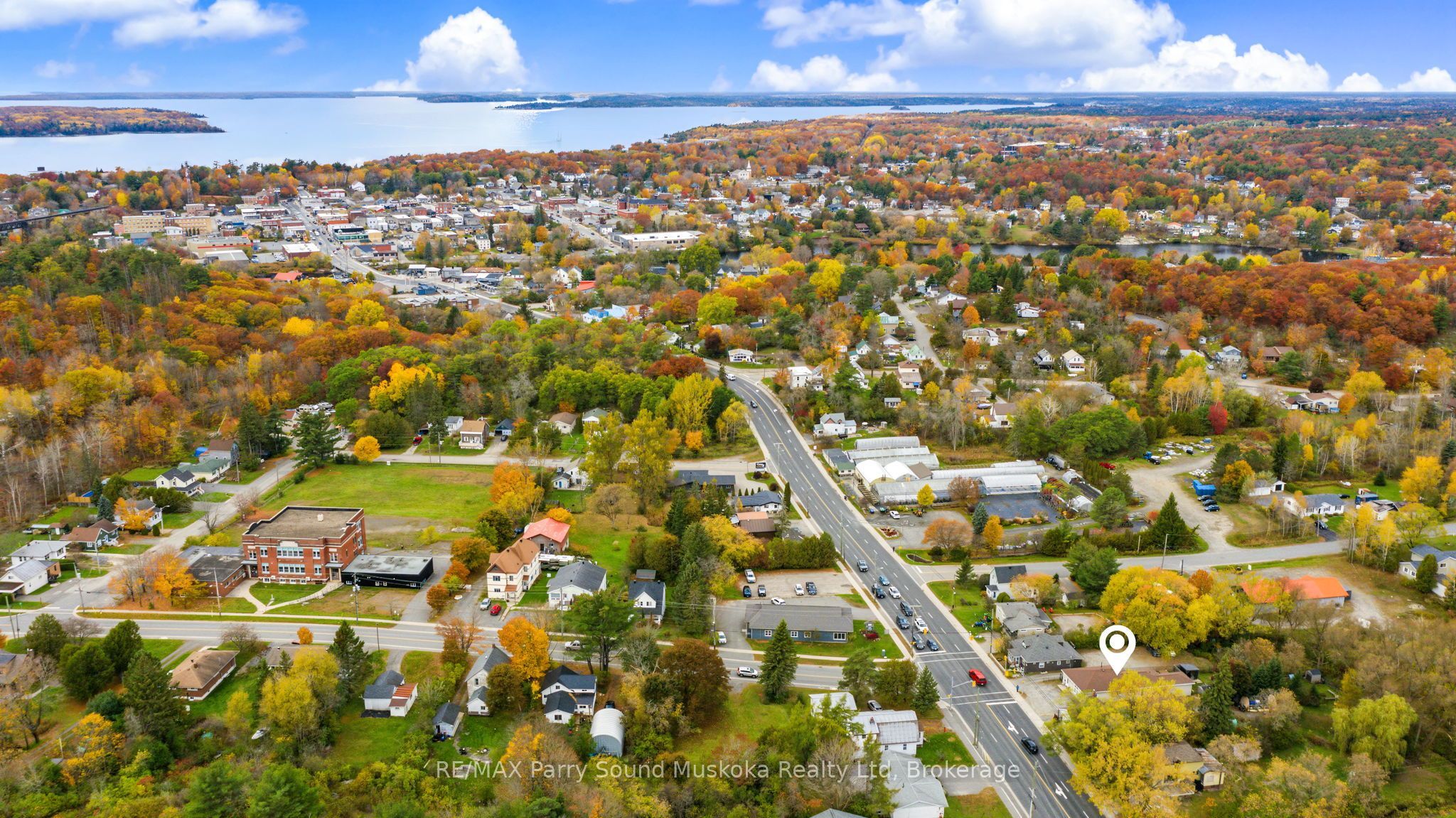 50 Bowes Street Property Photo 37