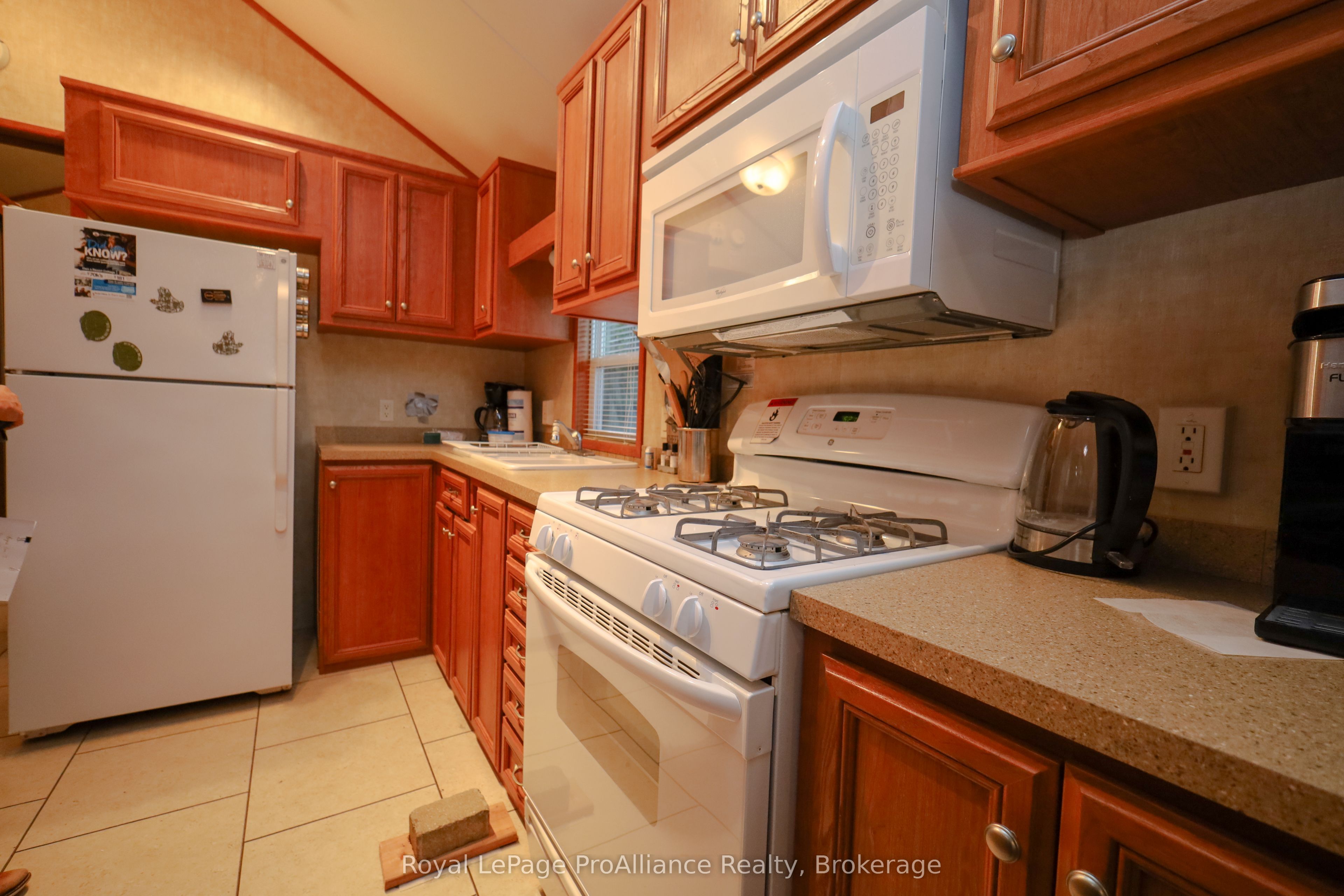 486 County Road 18 - 3 Bayside Lane Property Photo 8