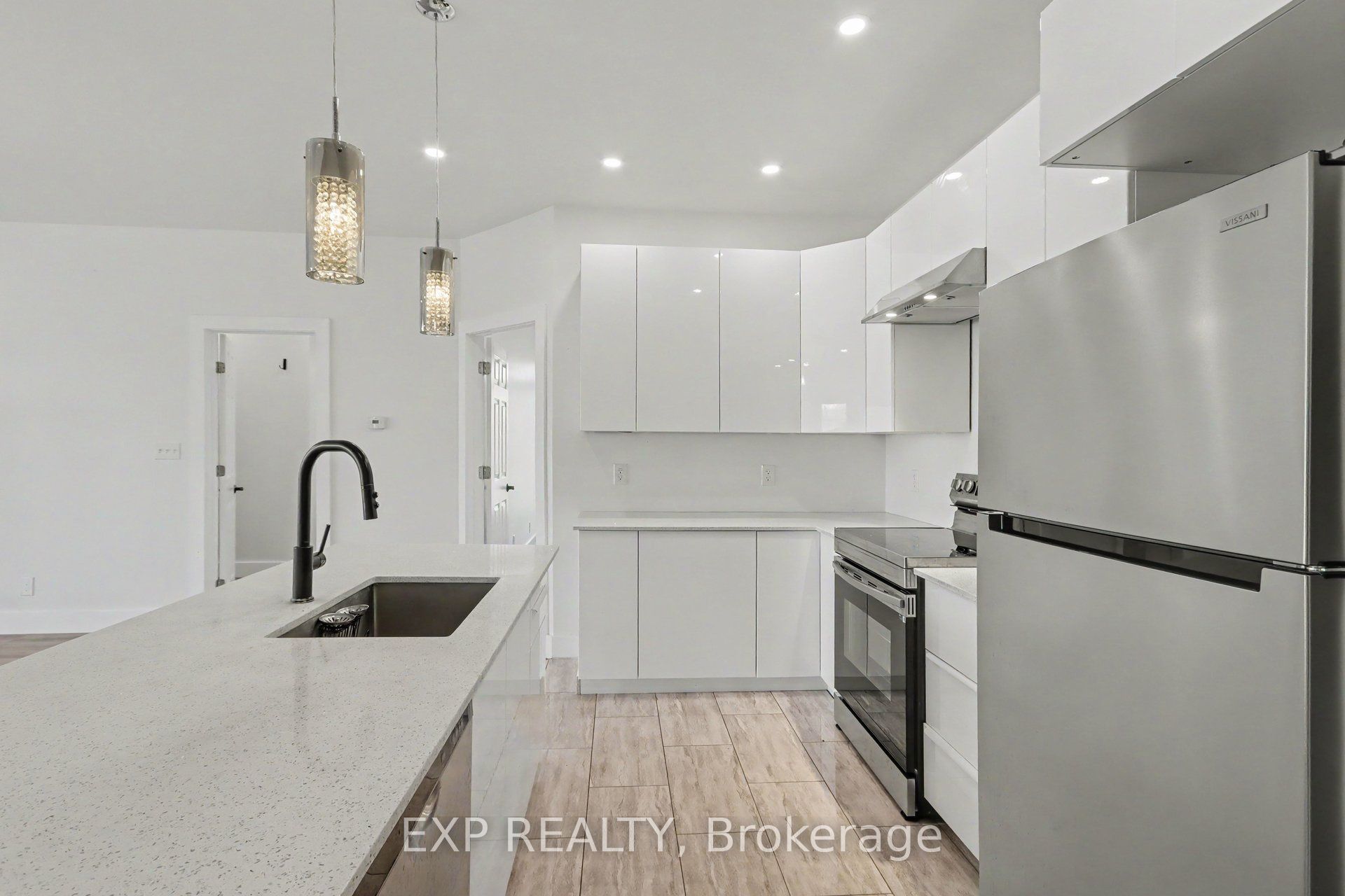 117 W Drummond Street W 4 Property Photo 14