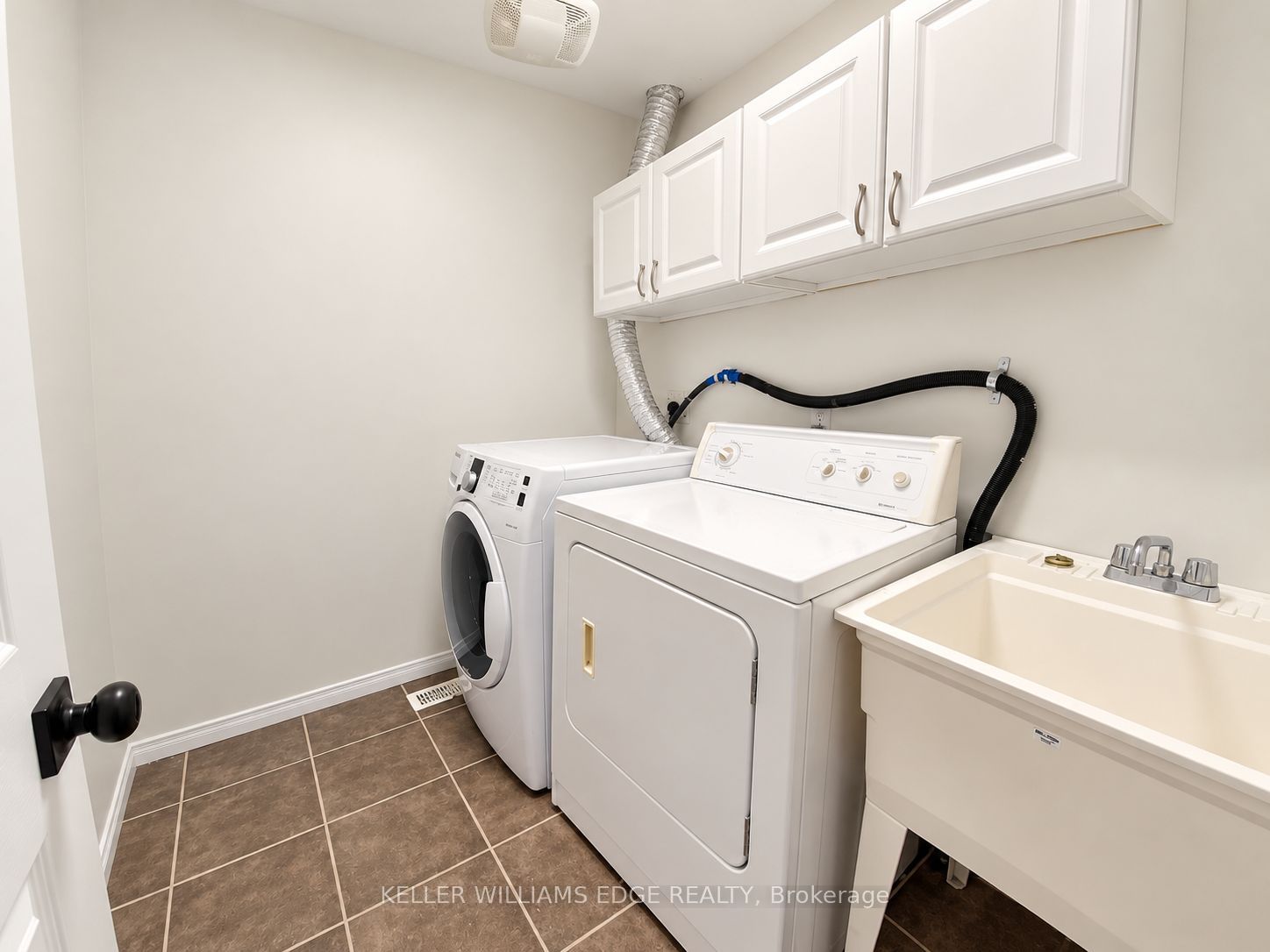 69 Cedarville Drive Property Photo 14