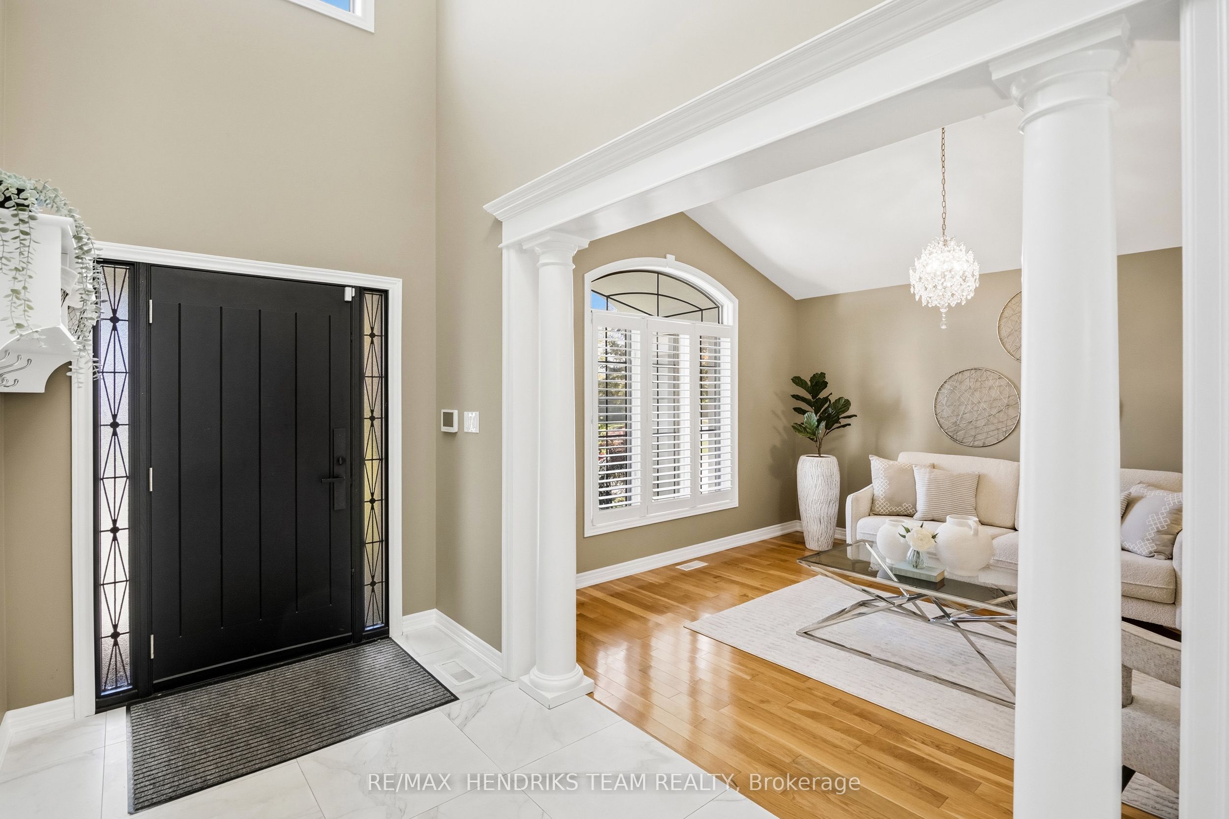 17 First Street Louth Property Photo 5