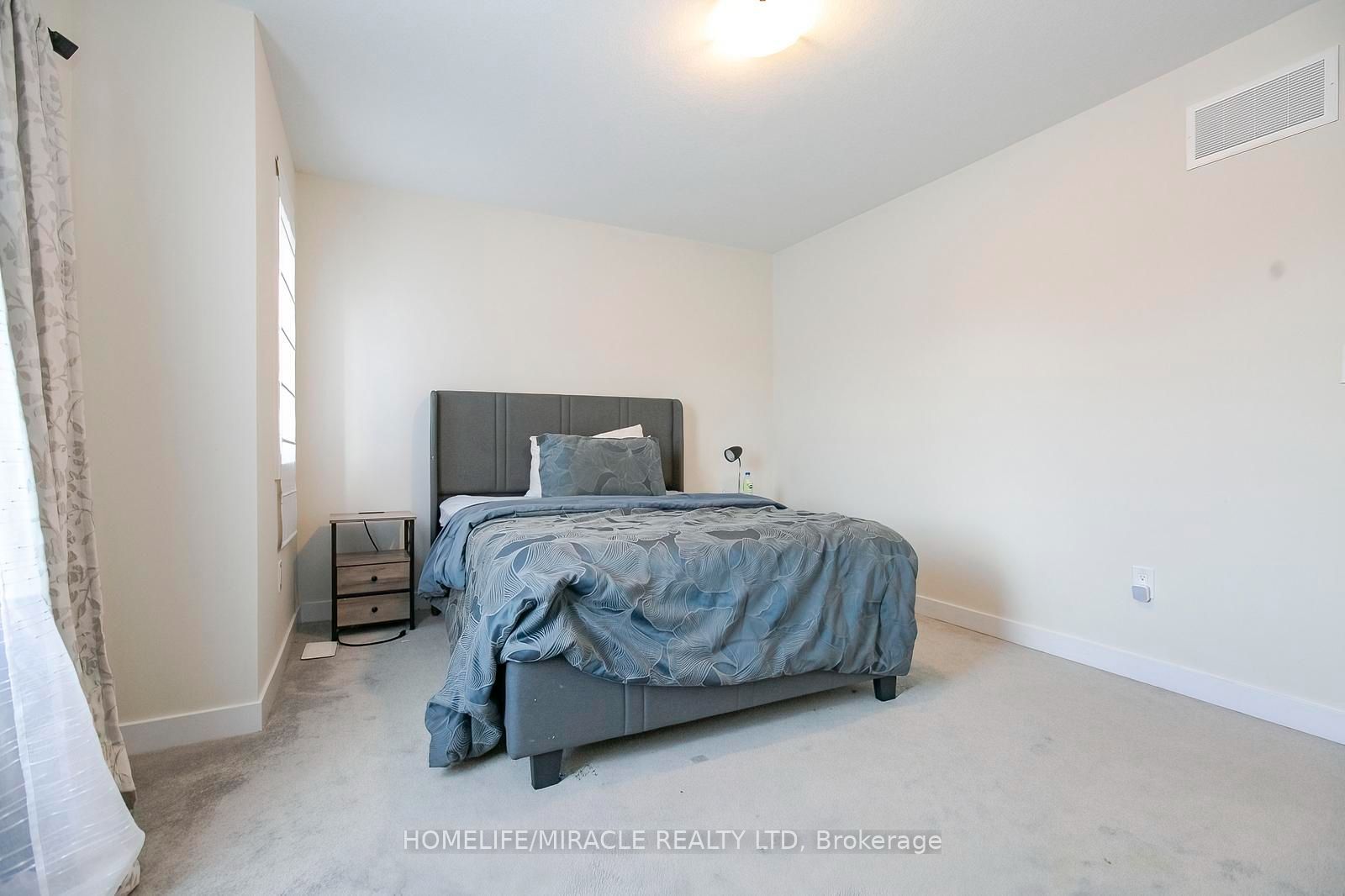 106 Higgins Avenue Property Photo 42