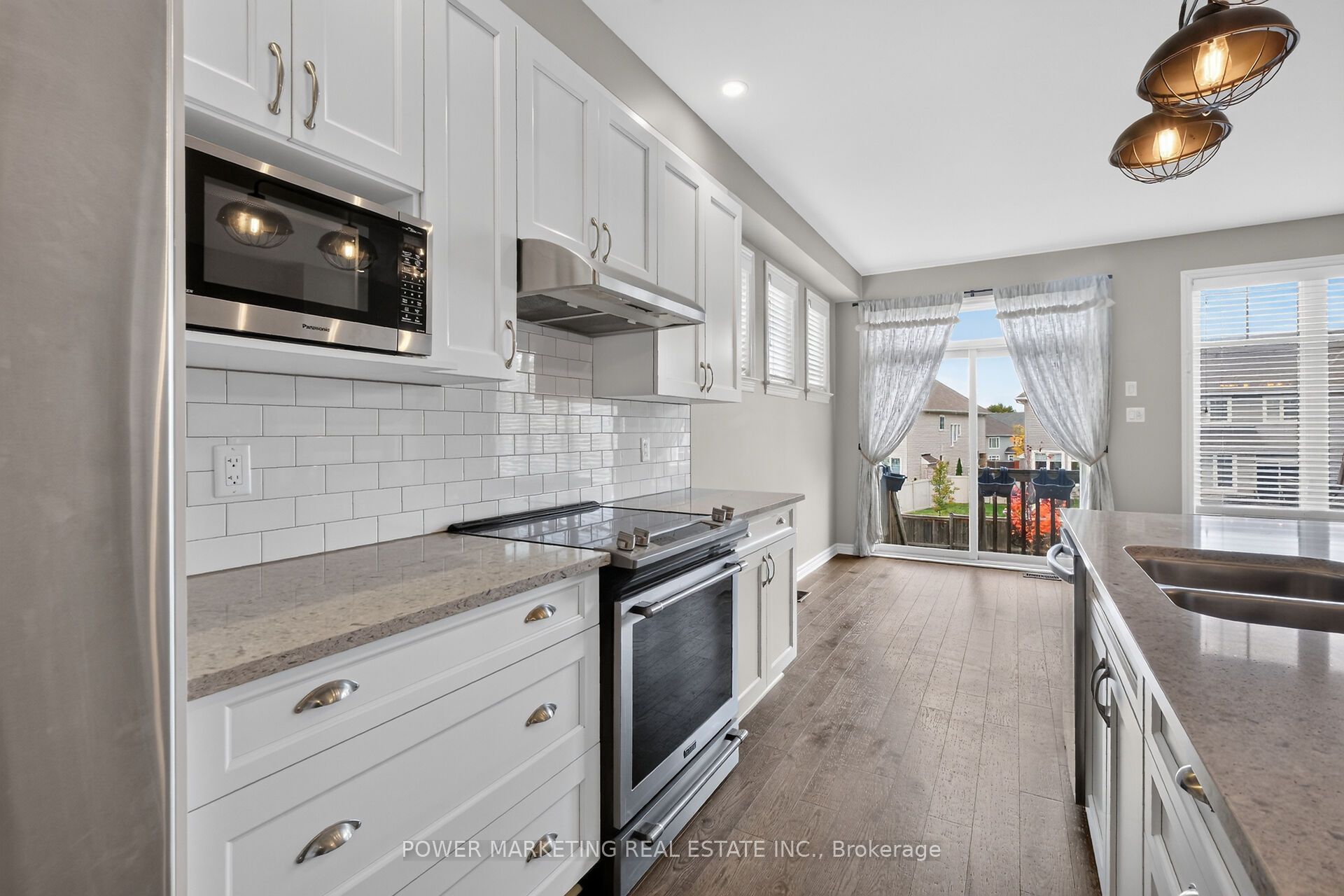644 Cartographe Street Property Photo 18