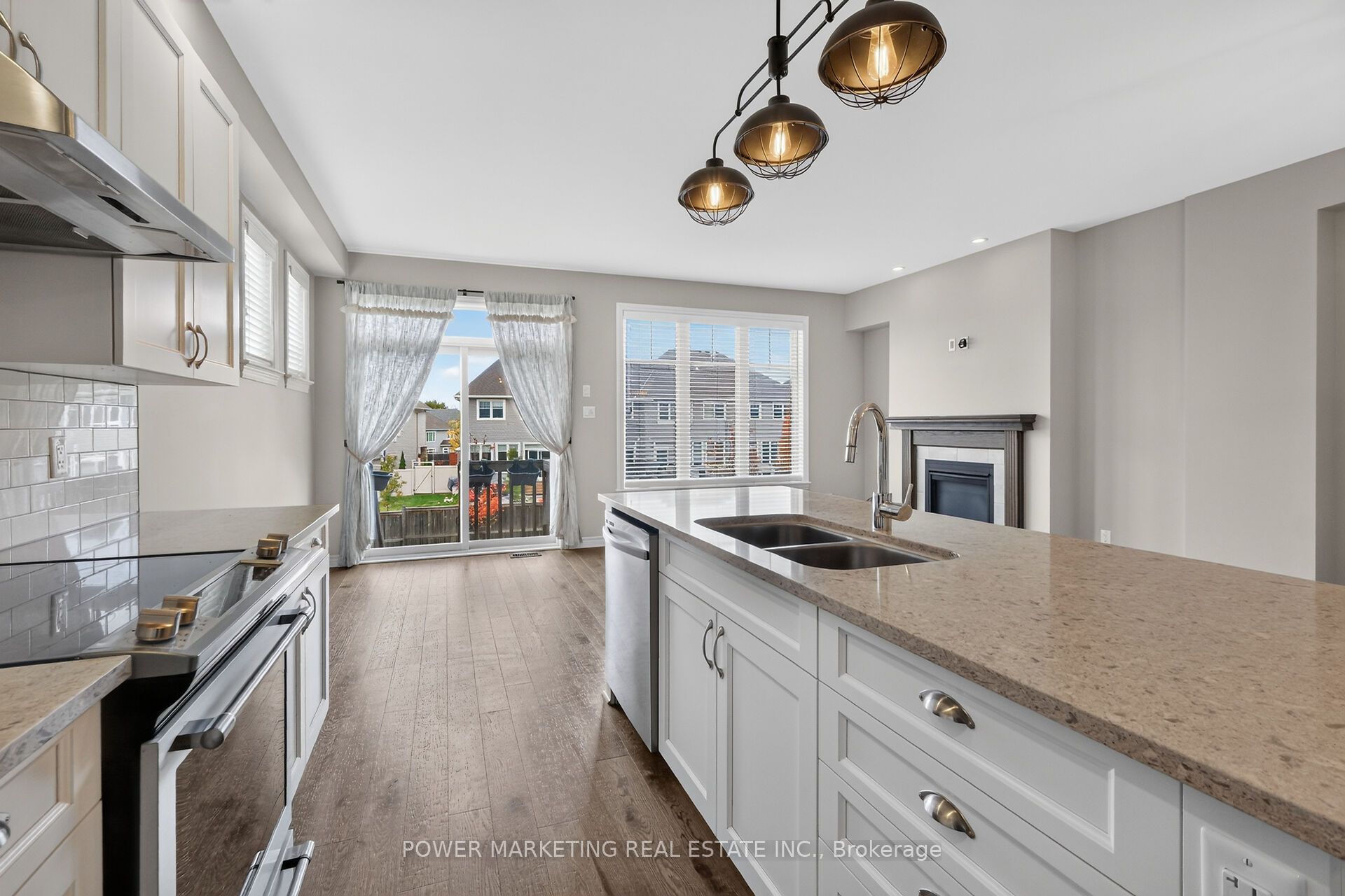 644 Cartographe Street Property Photo 19