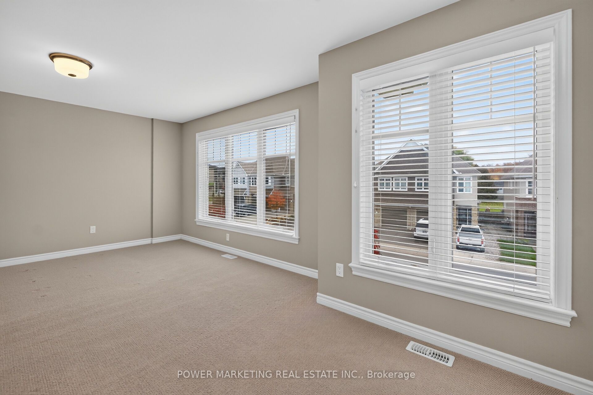 644 Cartographe Street Property Photo 33