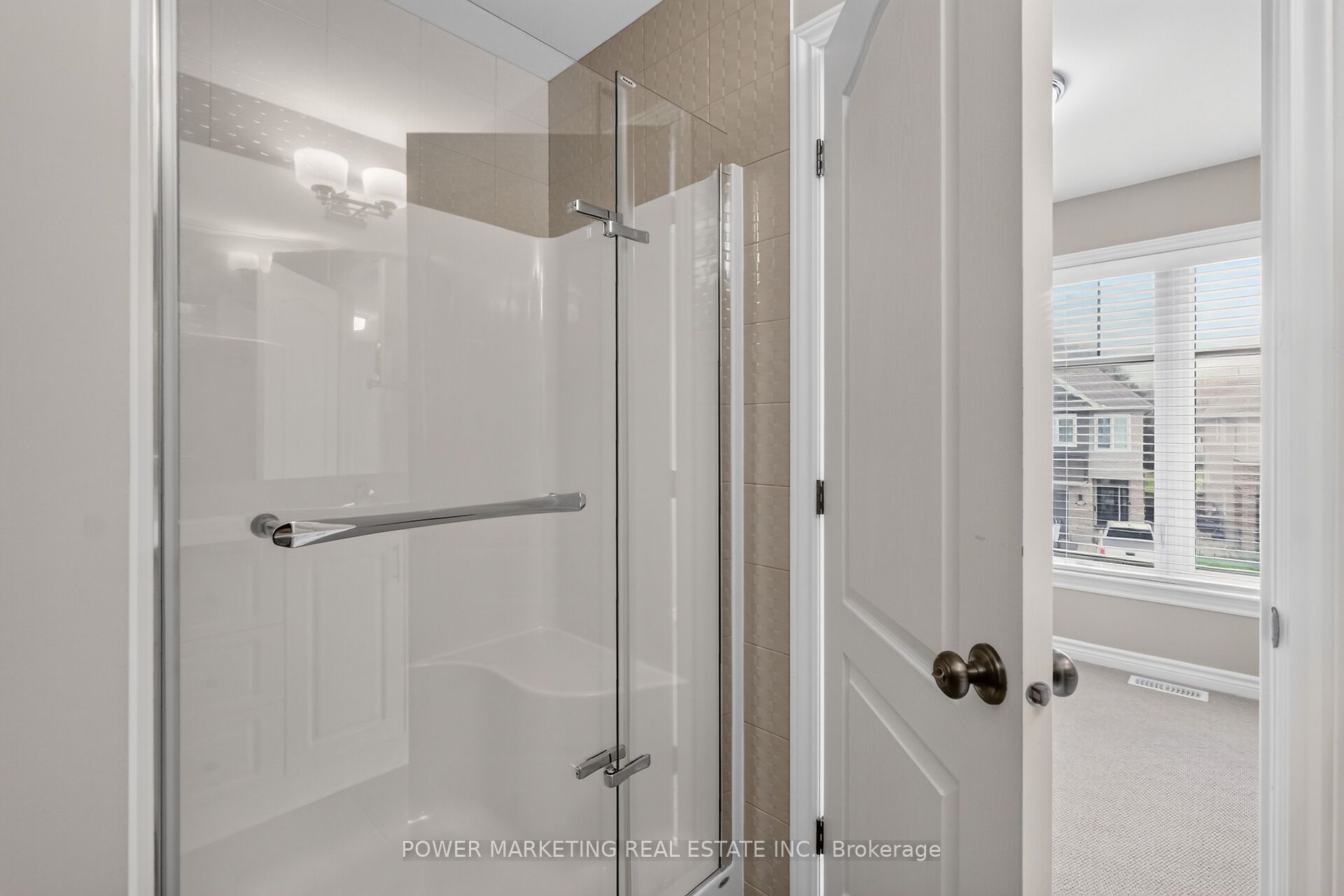 644 Cartographe Street Property Photo 36