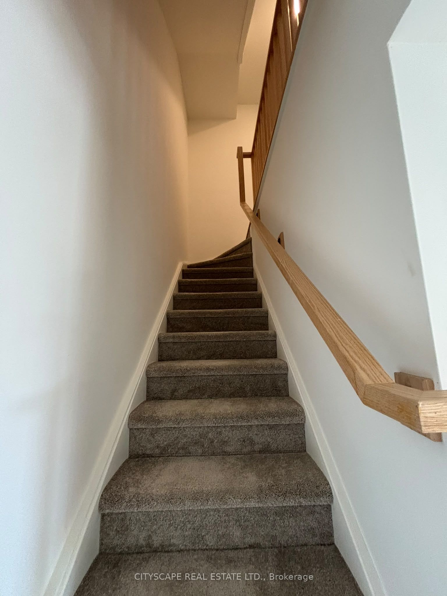 16 Melbourne Avenue 304a Property Photo 12