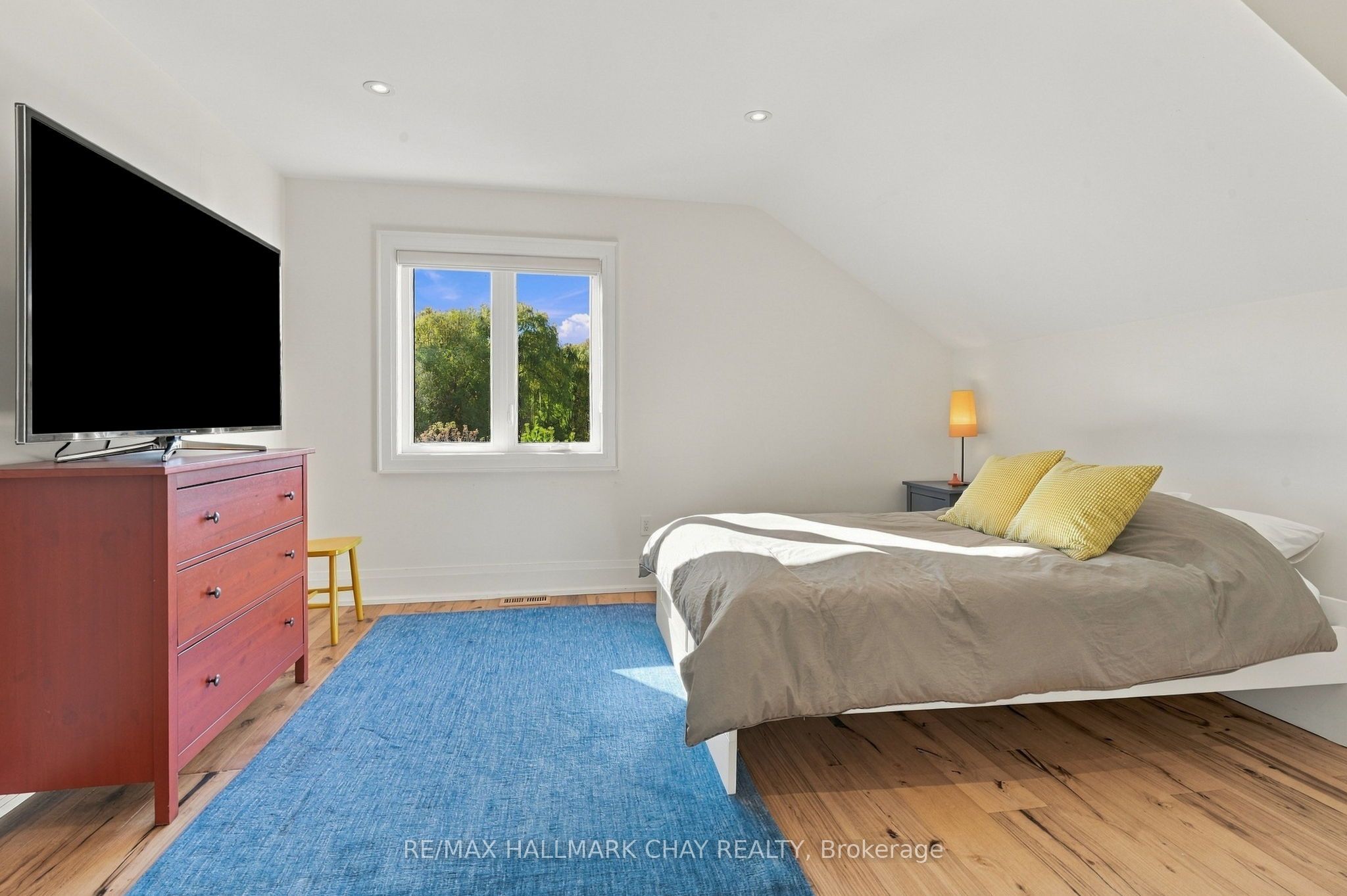 667312 20th Side Road Property Photo 31