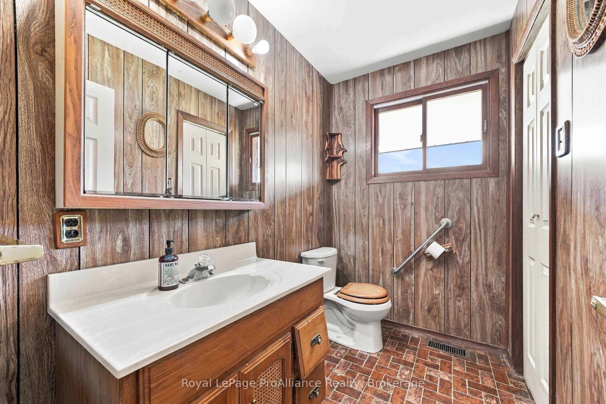 13483 Highway 62 Highway Property Photo 36