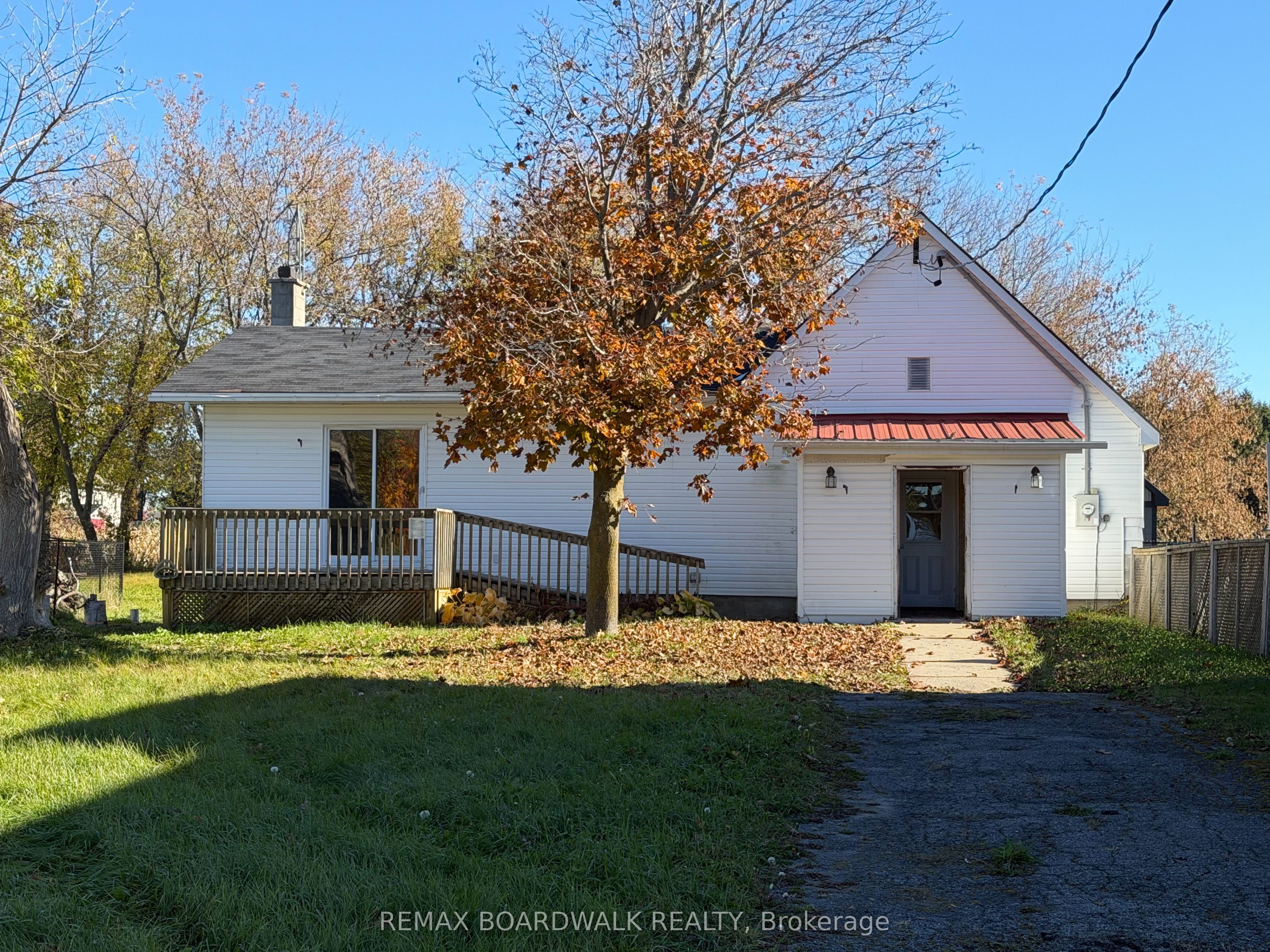 2415 Du Lac Road Property Photo 1
