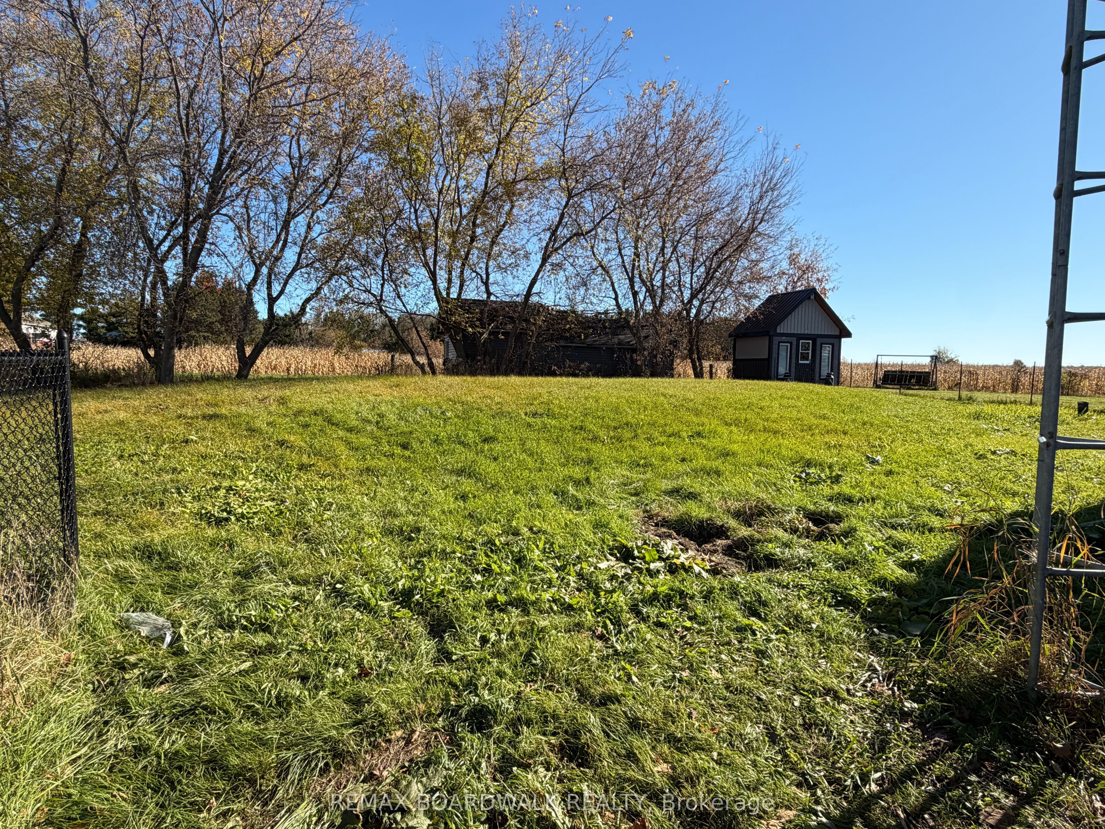 2415 Du Lac Road Property Photo 10