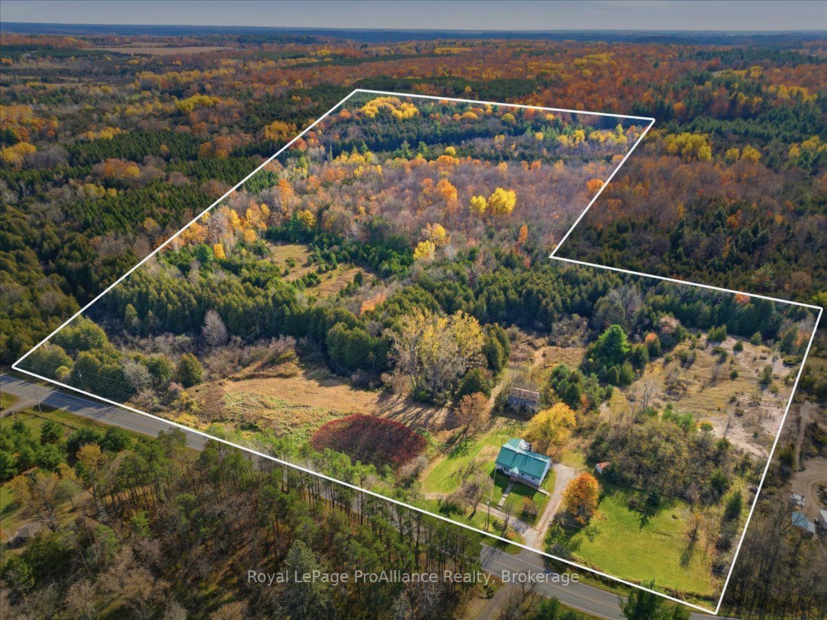 2096 Hollowview Road Property Photo 1