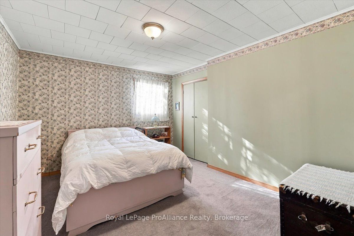 2096 Hollowview Road Property Photo 20
