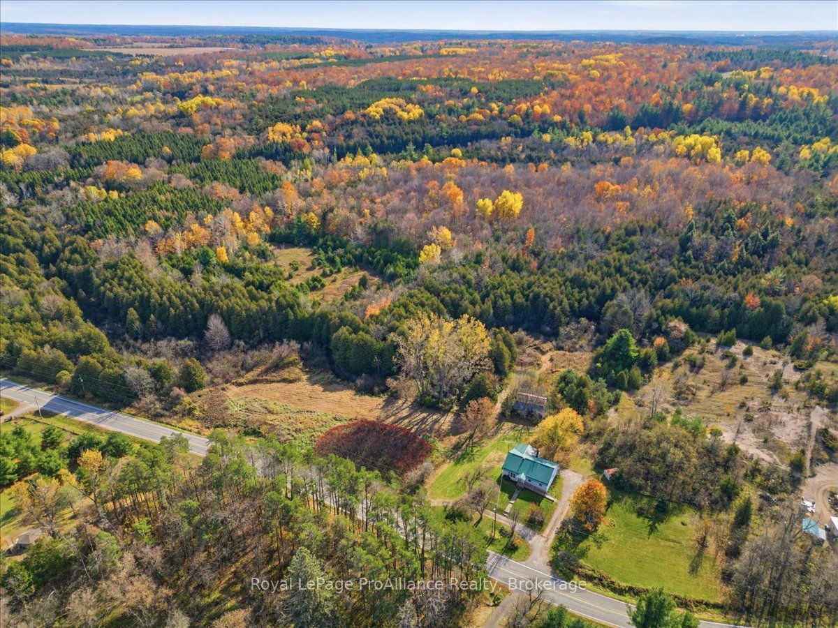 2096 Hollowview Road Property Photo 27