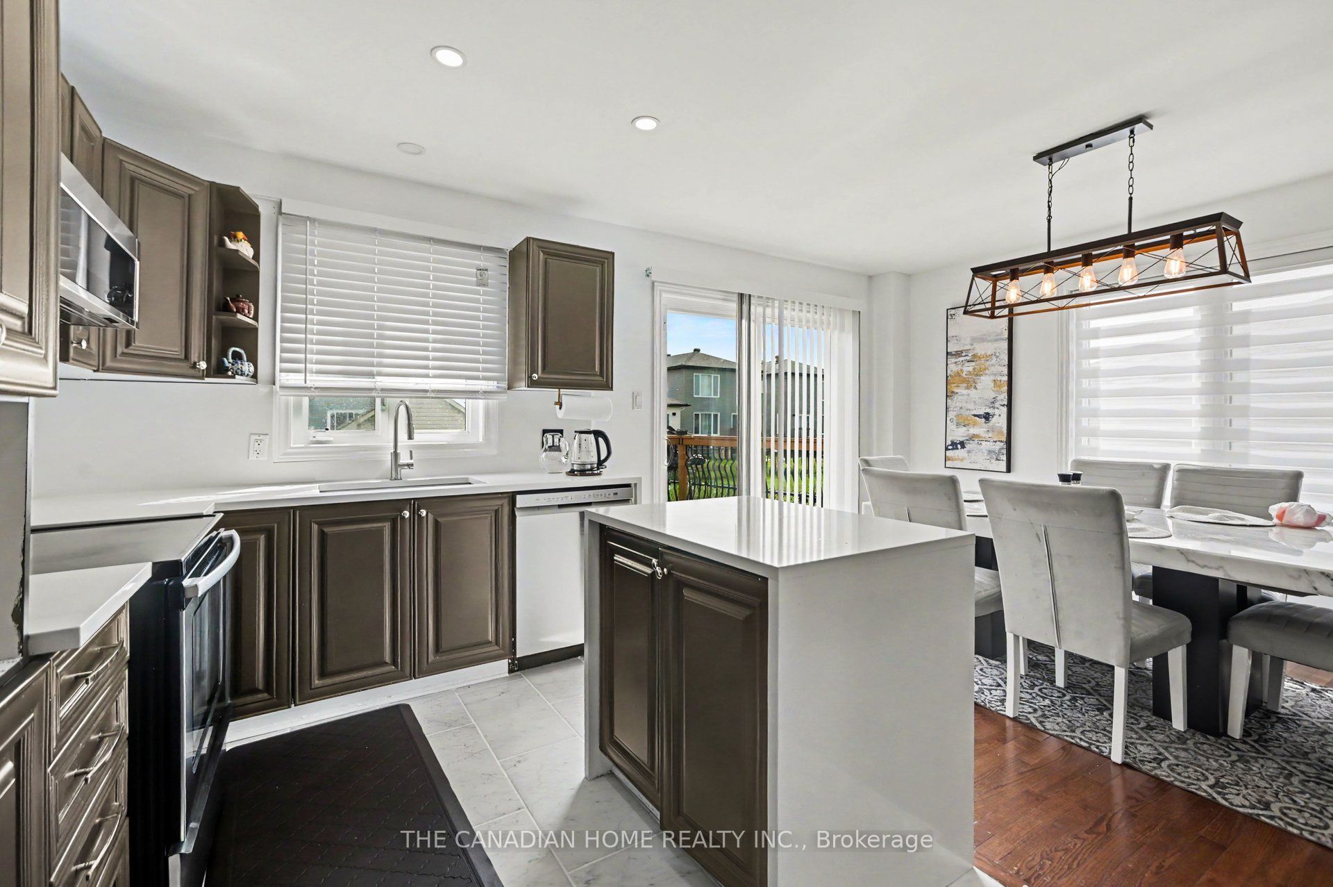 150 Bordeau Street Property Photo 11