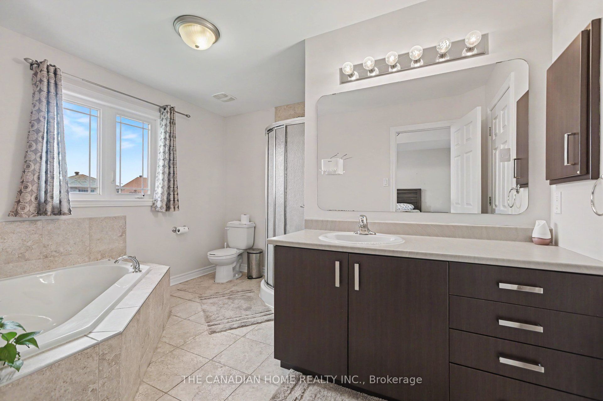 150 Bordeau Street Property Photo 20
