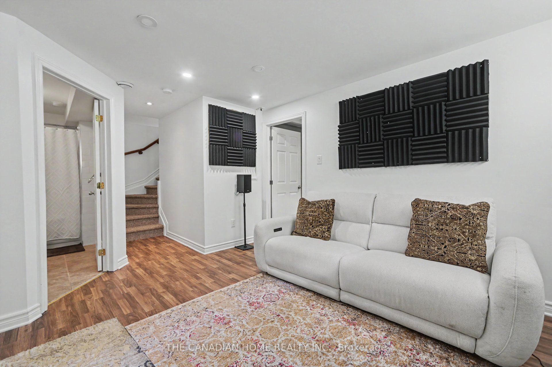 150 Bordeau Street Property Photo 25