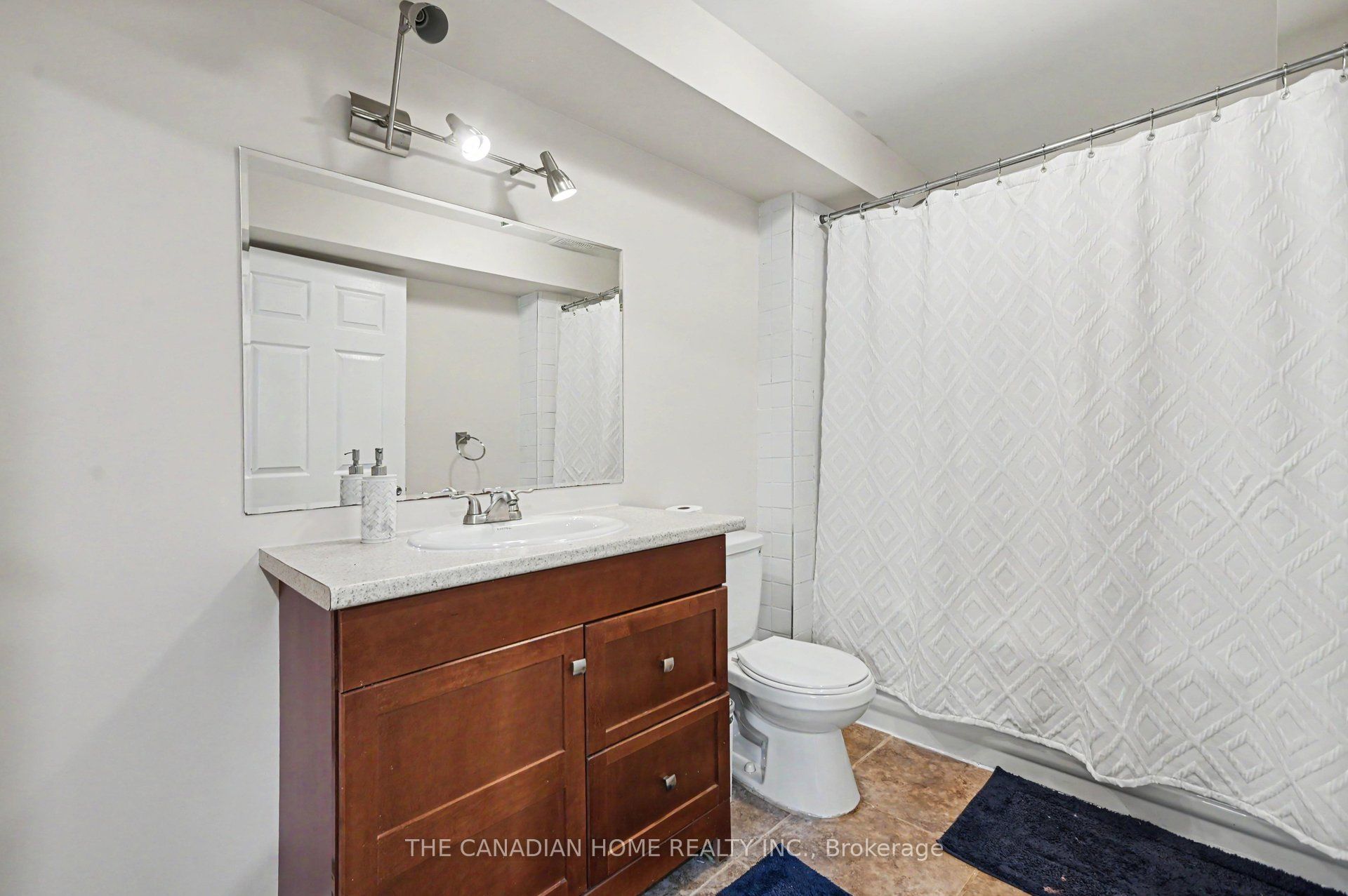 150 Bordeau Street Property Photo 29
