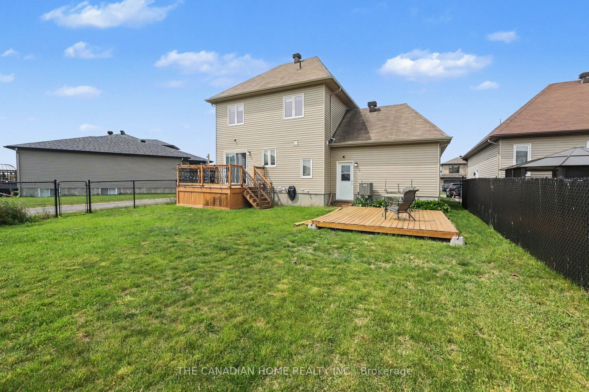 150 Bordeau Street Property Photo 32