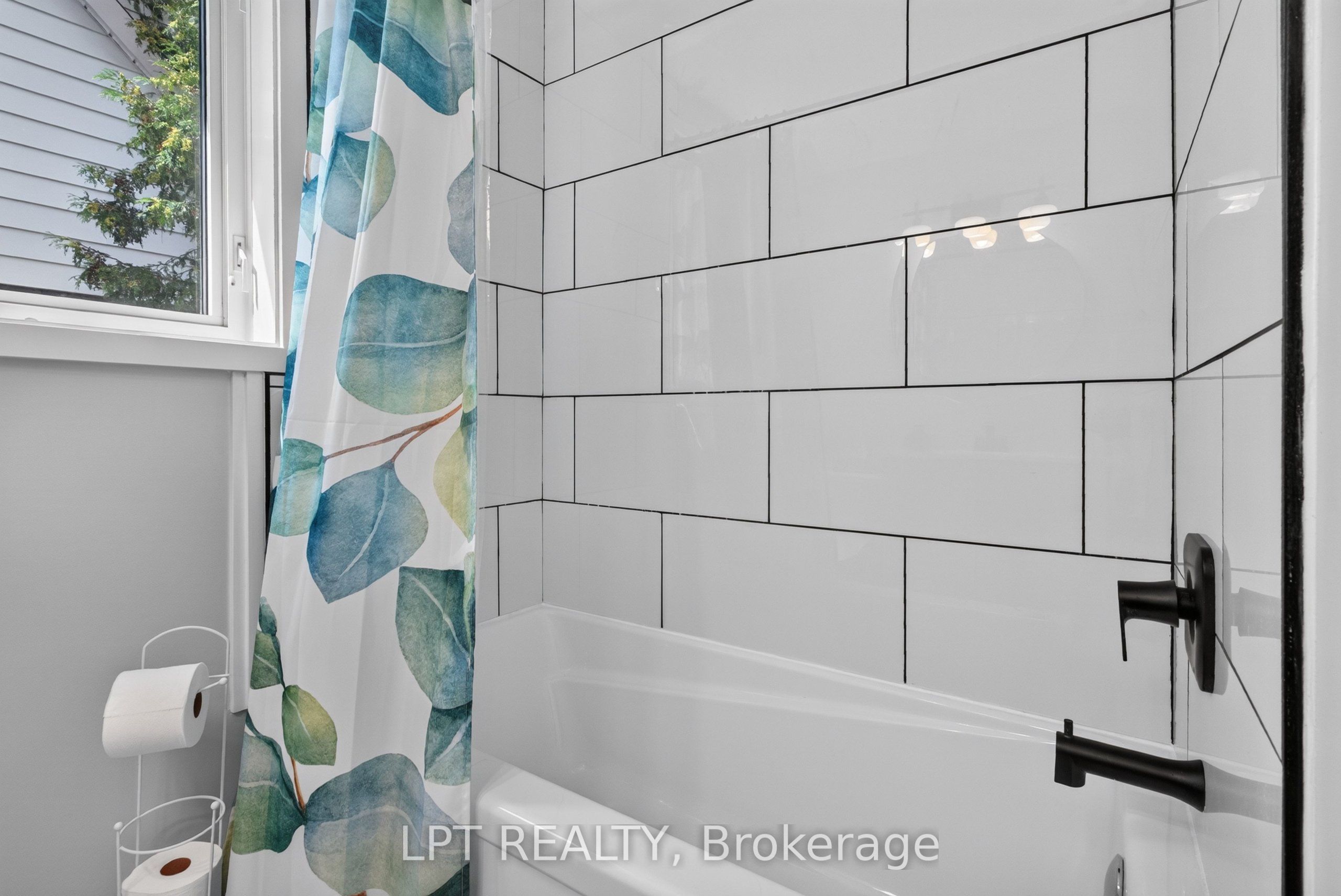 337 Joffre-belanger Way Property Photo 17