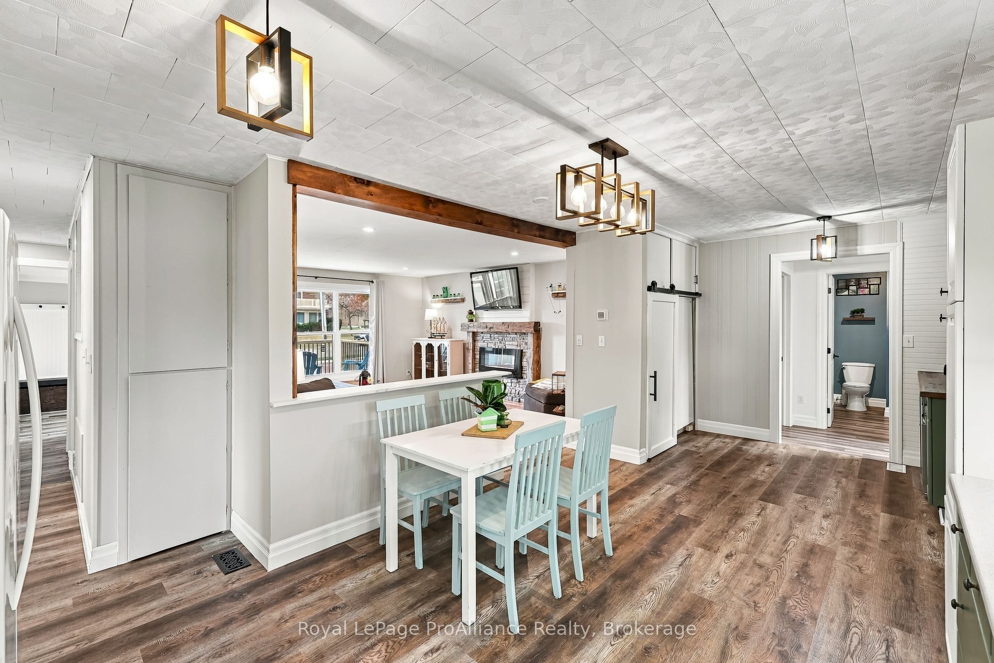 41 Centre Street Property Photo 19