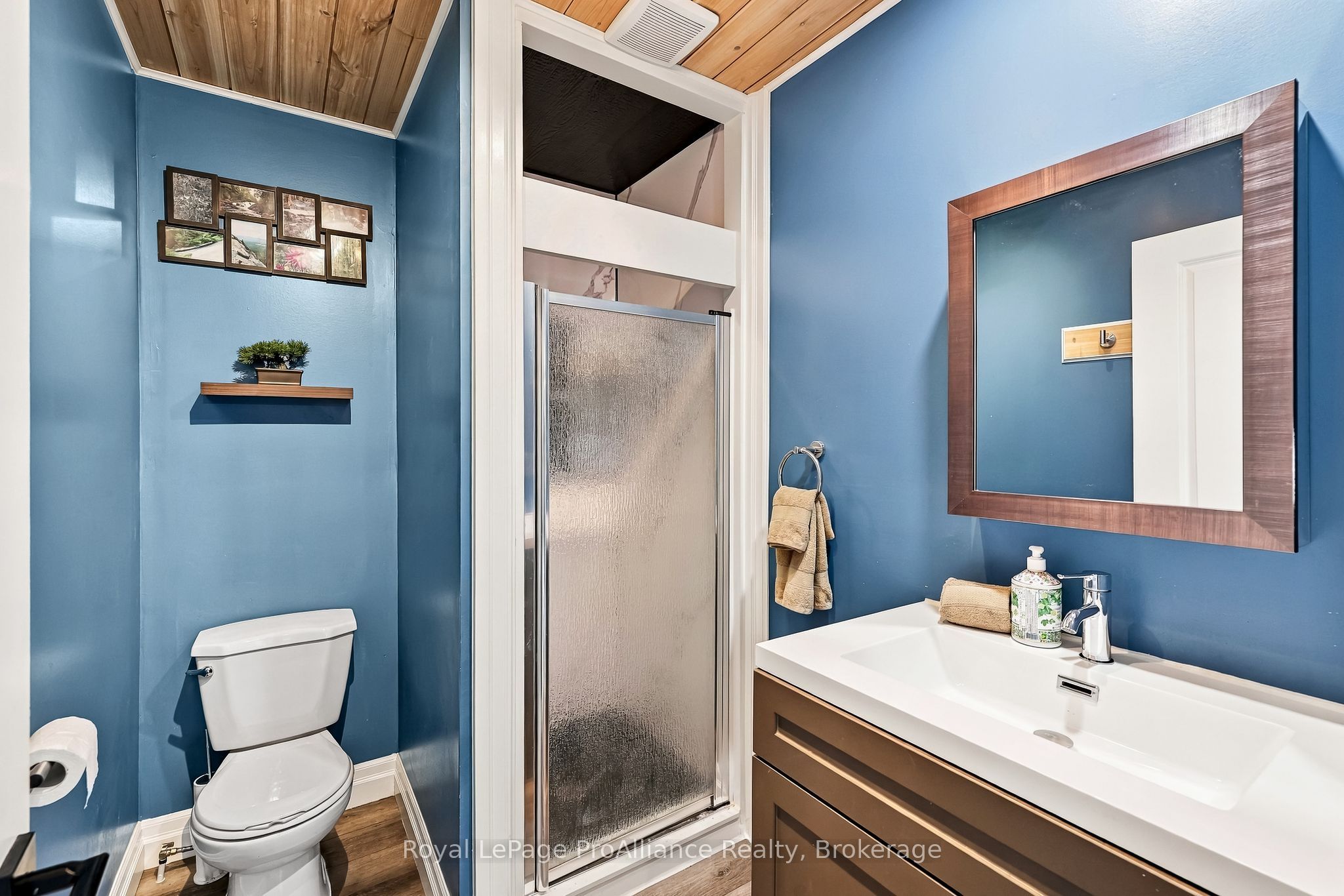 41 Centre Street Property Photo 25