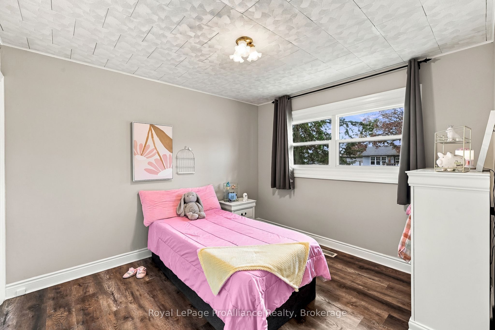 41 Centre Street Property Photo 30