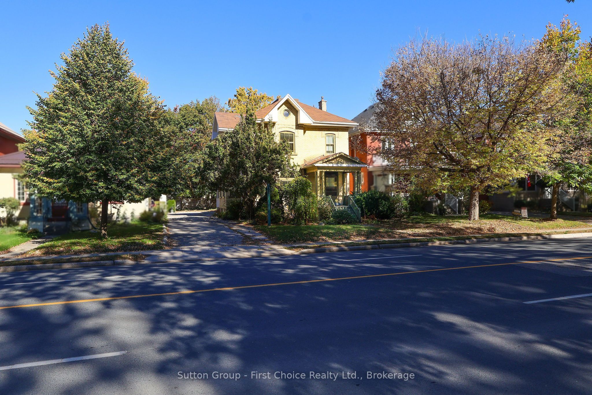 258 Ontario Street Property Photo 1