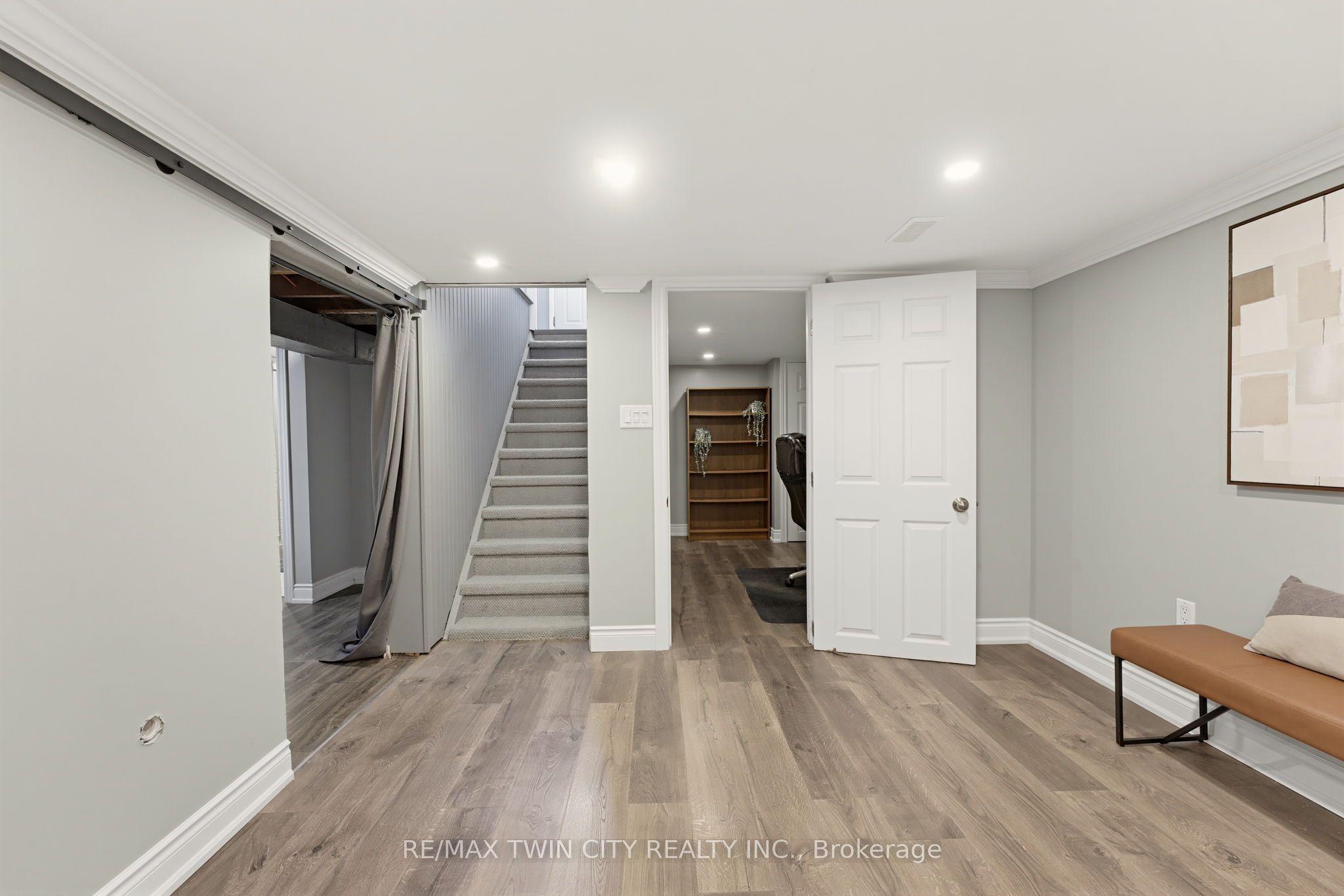 38 Varadi Avenue Property Photo 16